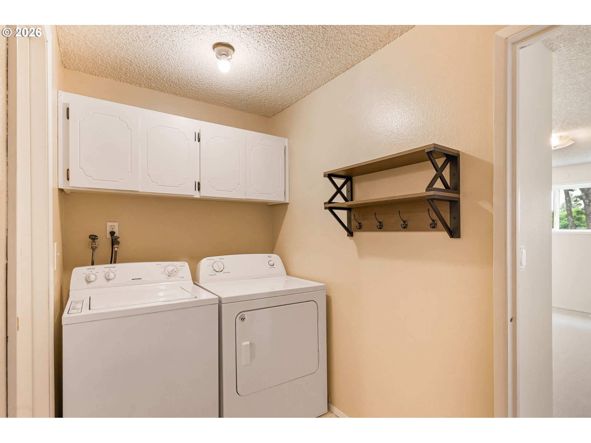 Photo #9: 707020656 Listing: Photo #9