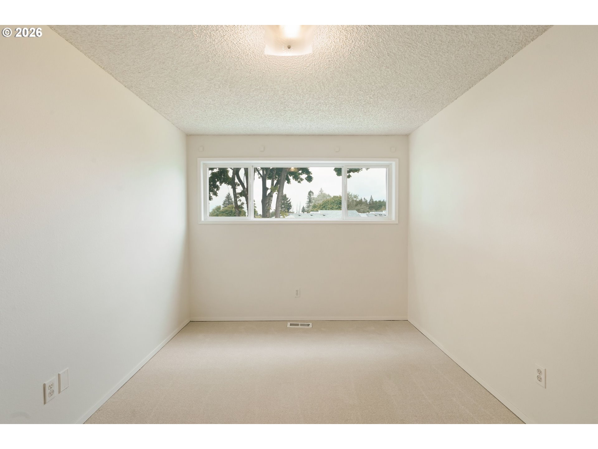 Photo #4: 707020656 Listing: Photo #4
