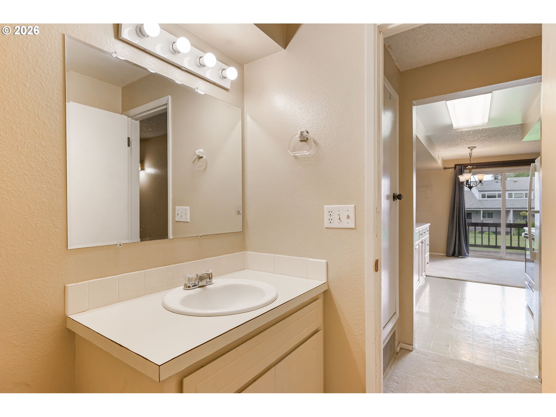 Photo #15: 707020656 Listing: Photo #15
