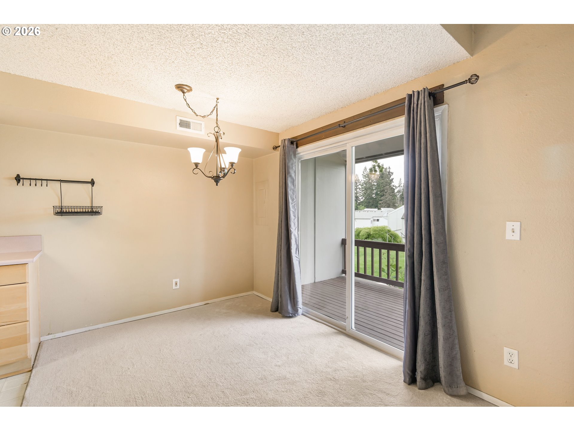 Photo #22: 707020656 Listing: Photo #22