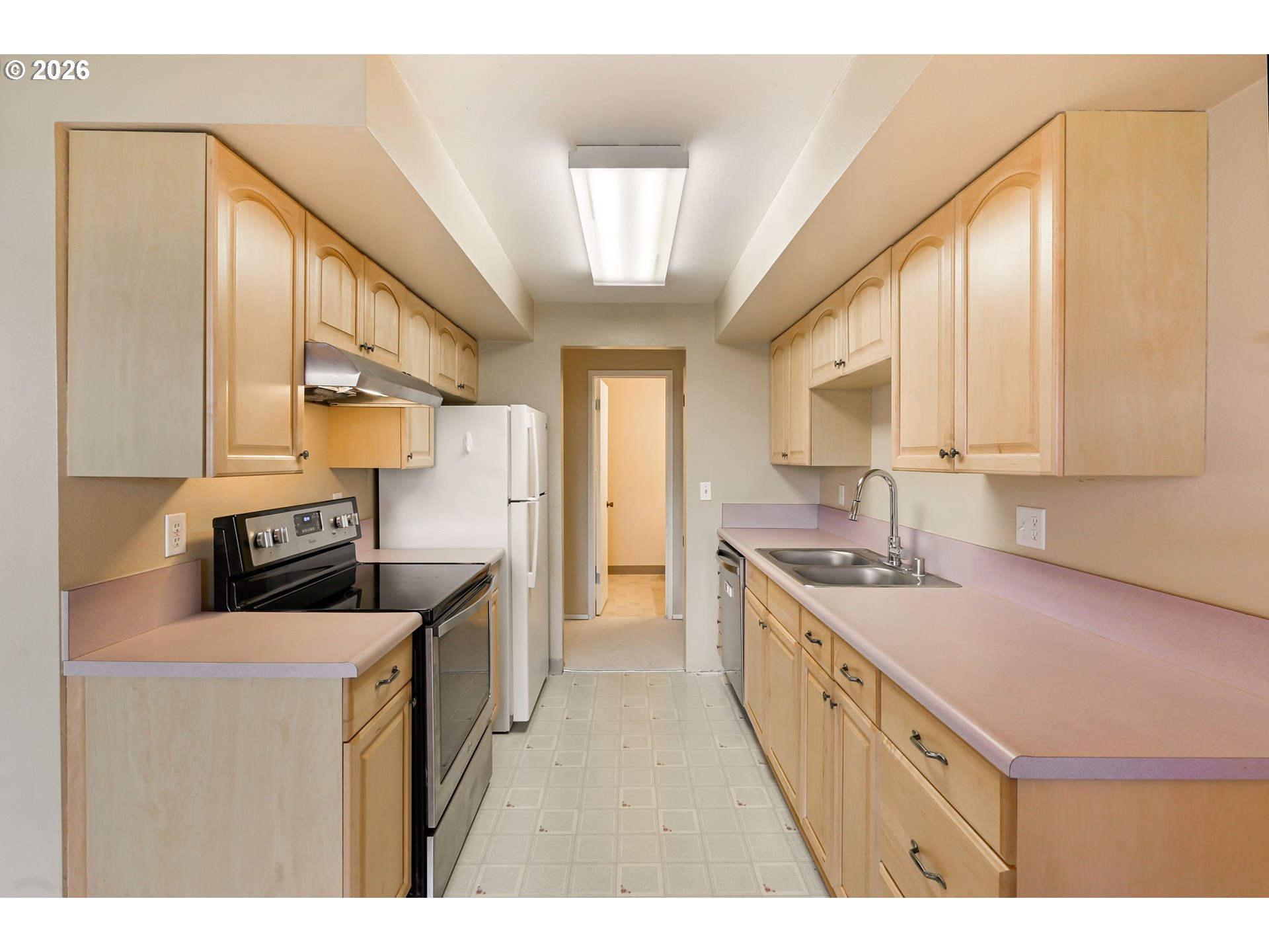 Photo #3: 707020656 Listing: Photo #3