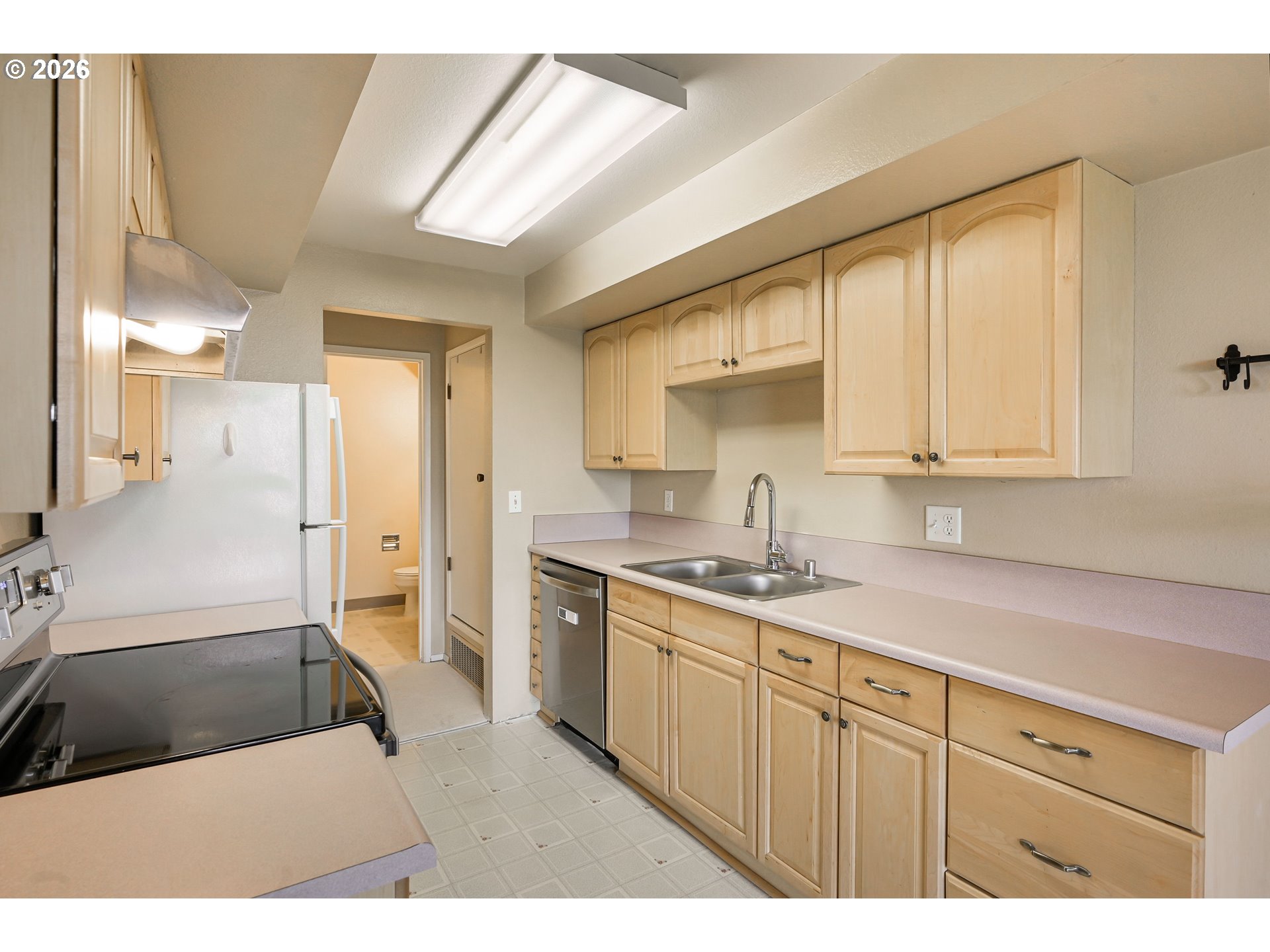 Photo #20: 707020656 Listing: Photo #20