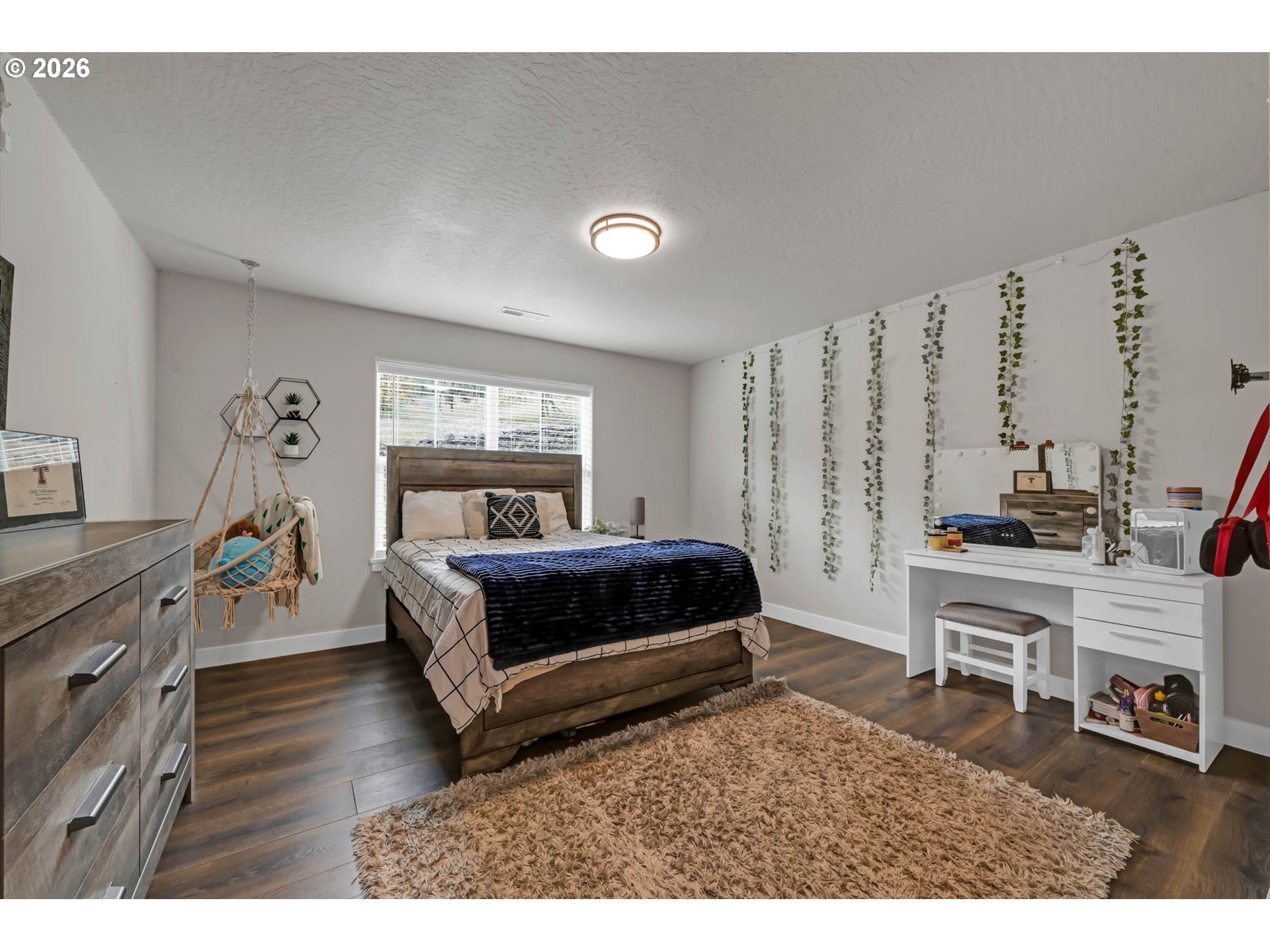 Property photo 32 of 48