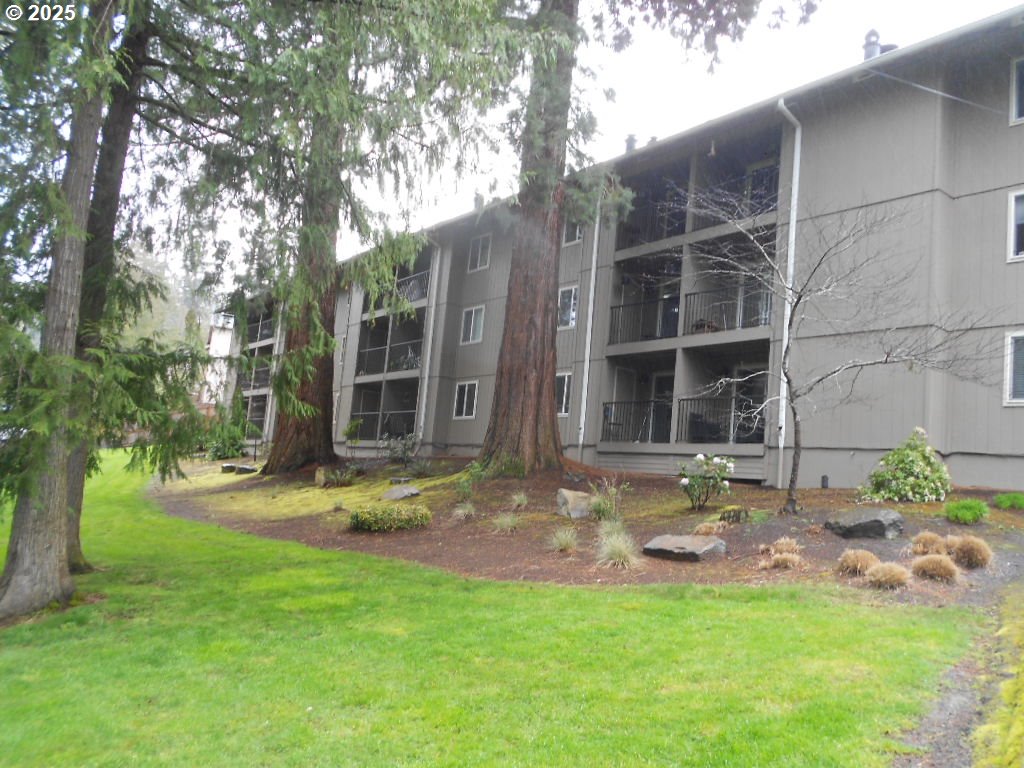 Photo #2: 708186597 Listing: Photo #2