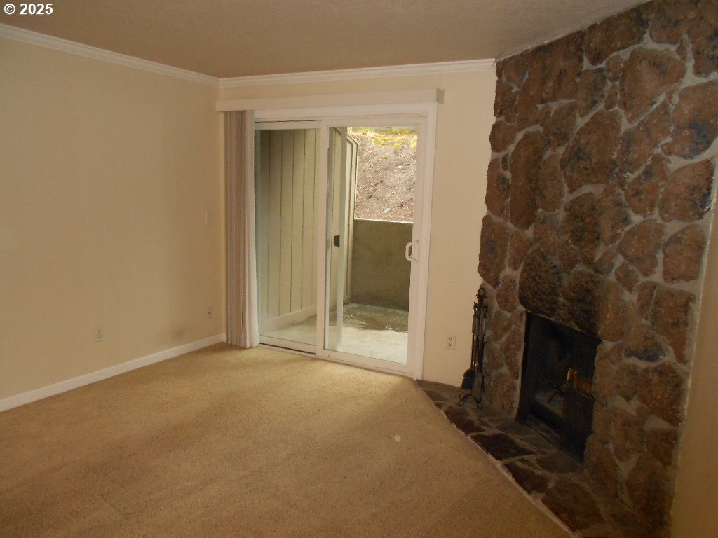 Photo #7: 708186597 Listing: Photo #7