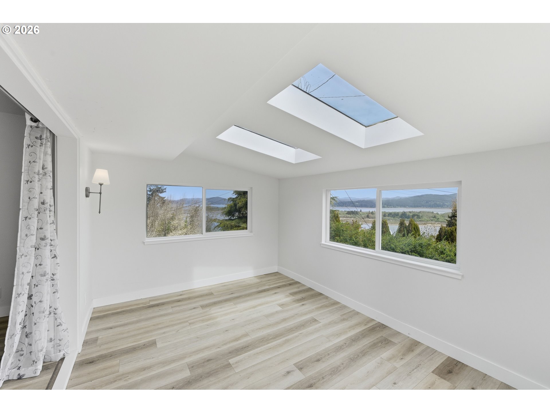 546 W FIR AVE, Coos Bay, OR, 97420