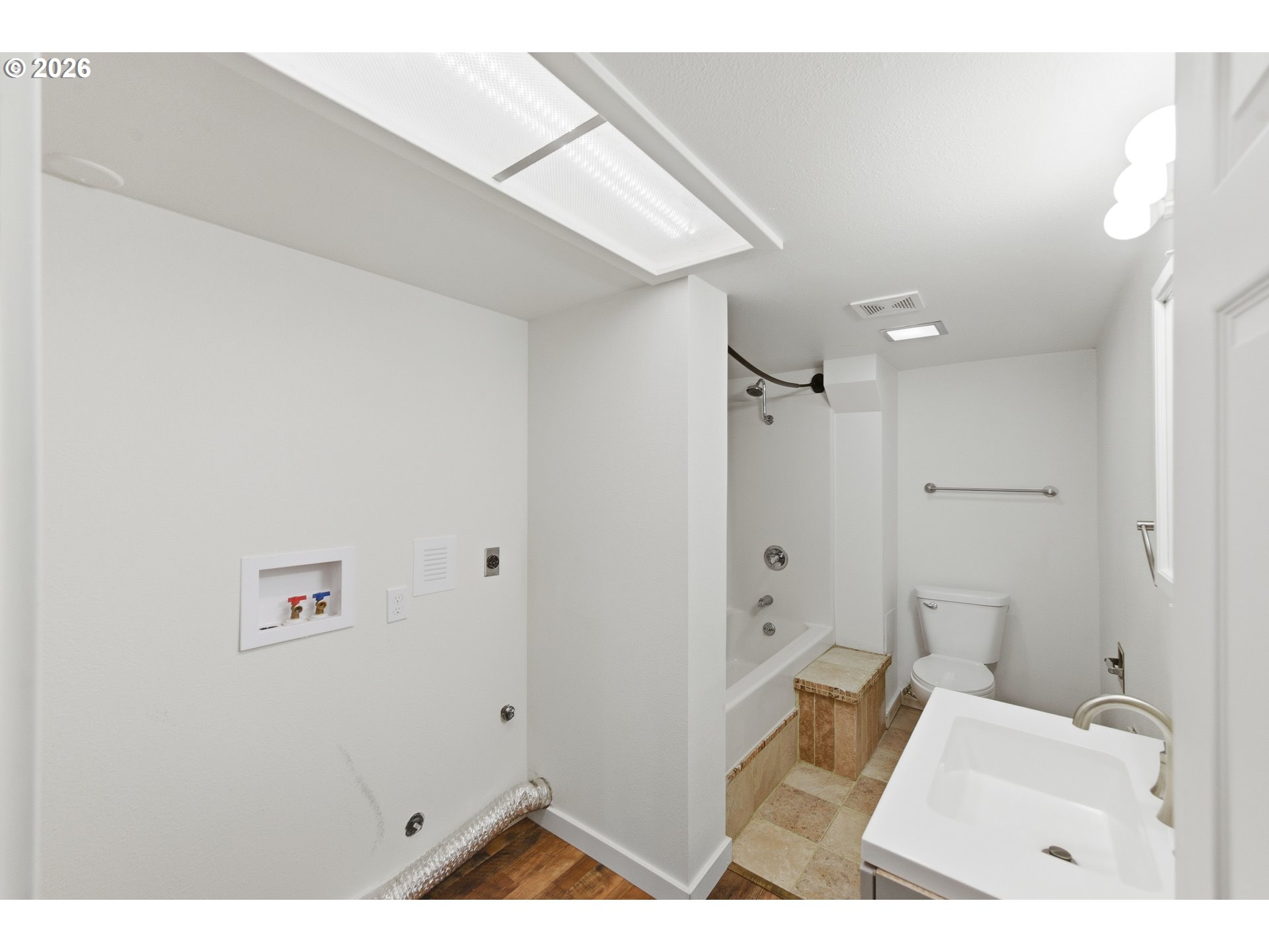 546 W FIR AVE, Coos Bay, OR, 97420