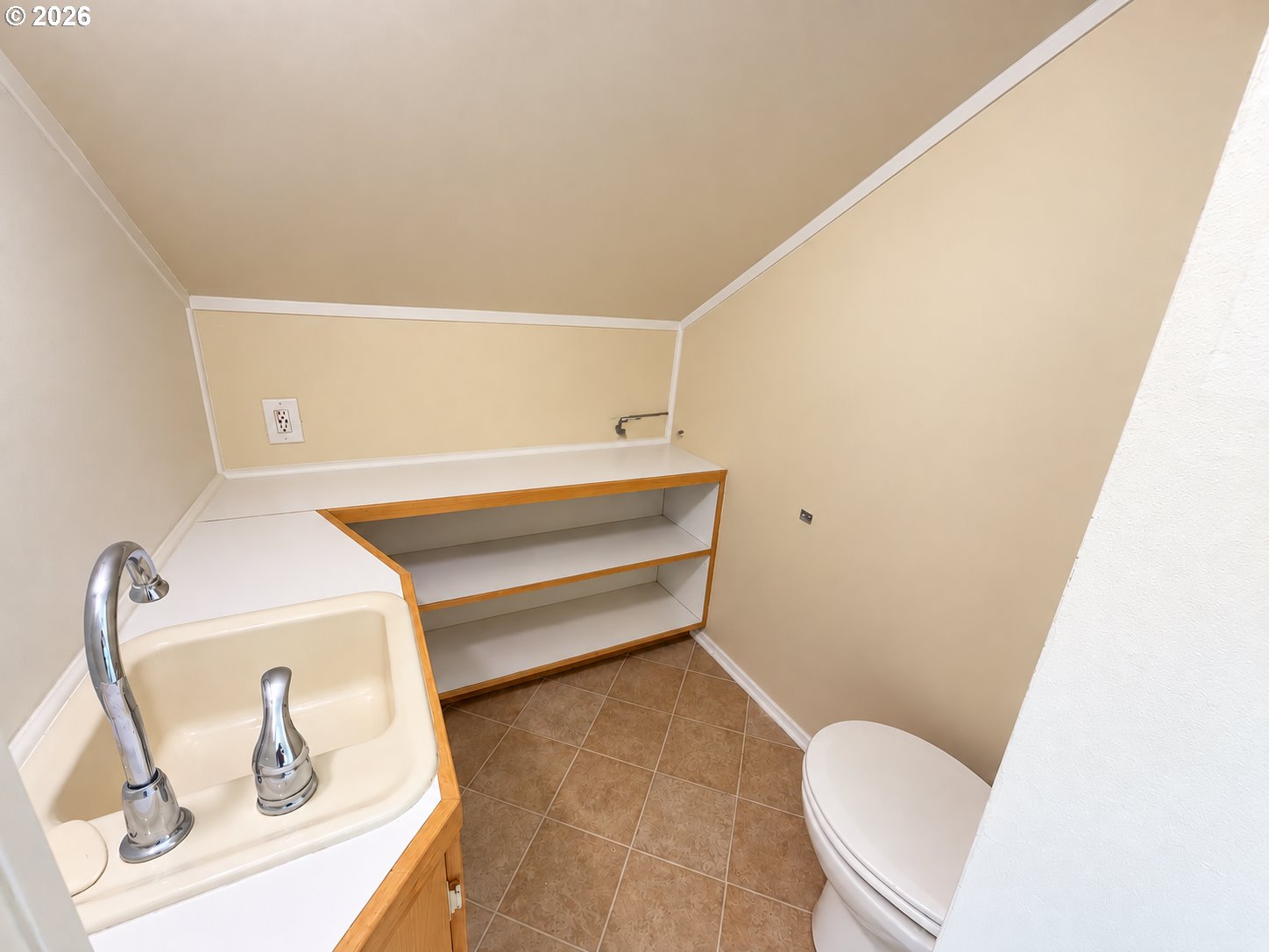 Property photo 17 of 28