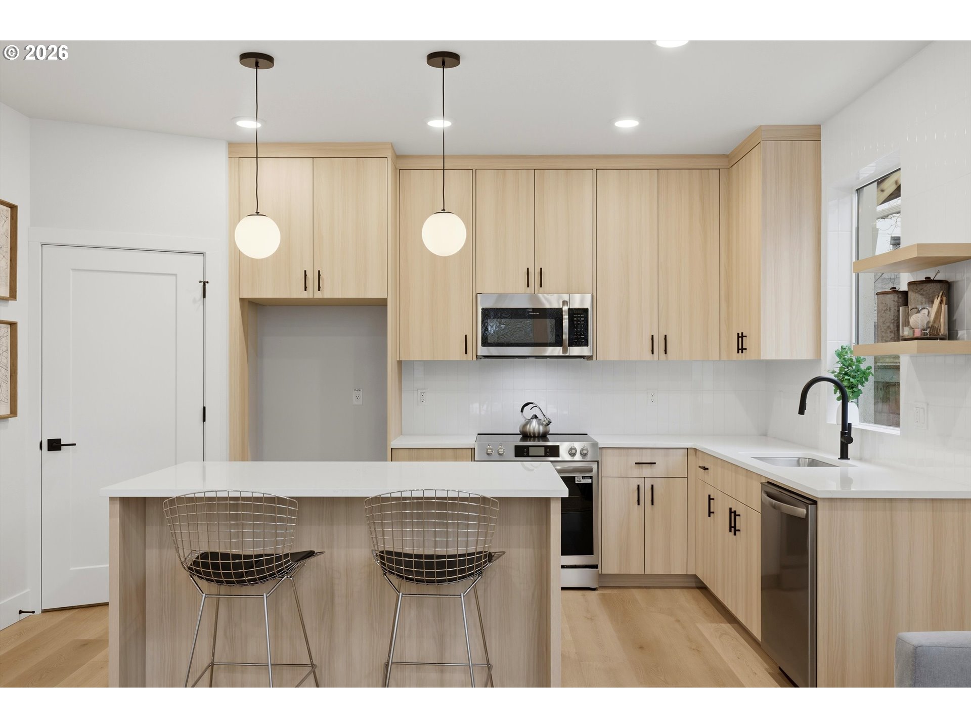 Photo #14: 709258523 Listing: Photo #14