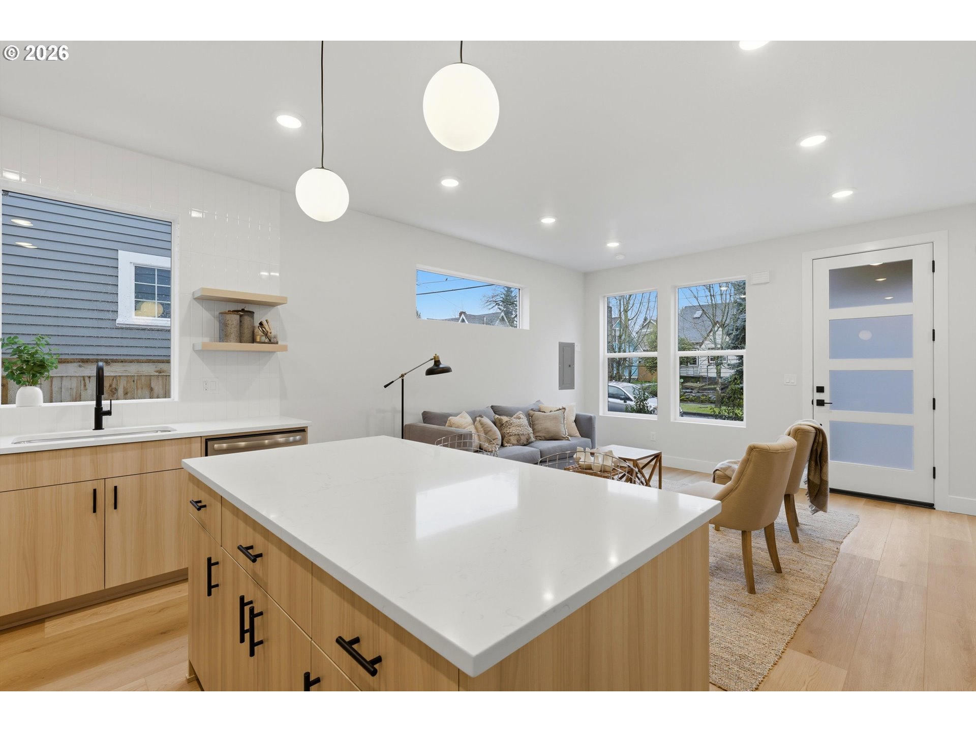 Photo #9: 709258523 Listing: Photo #9