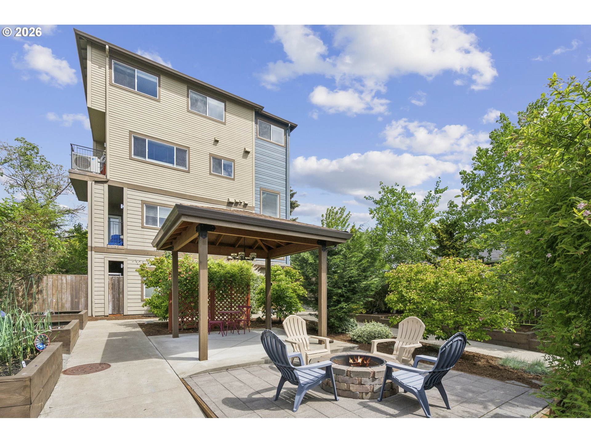 Photo #3: 709543562 Listing: Photo #3