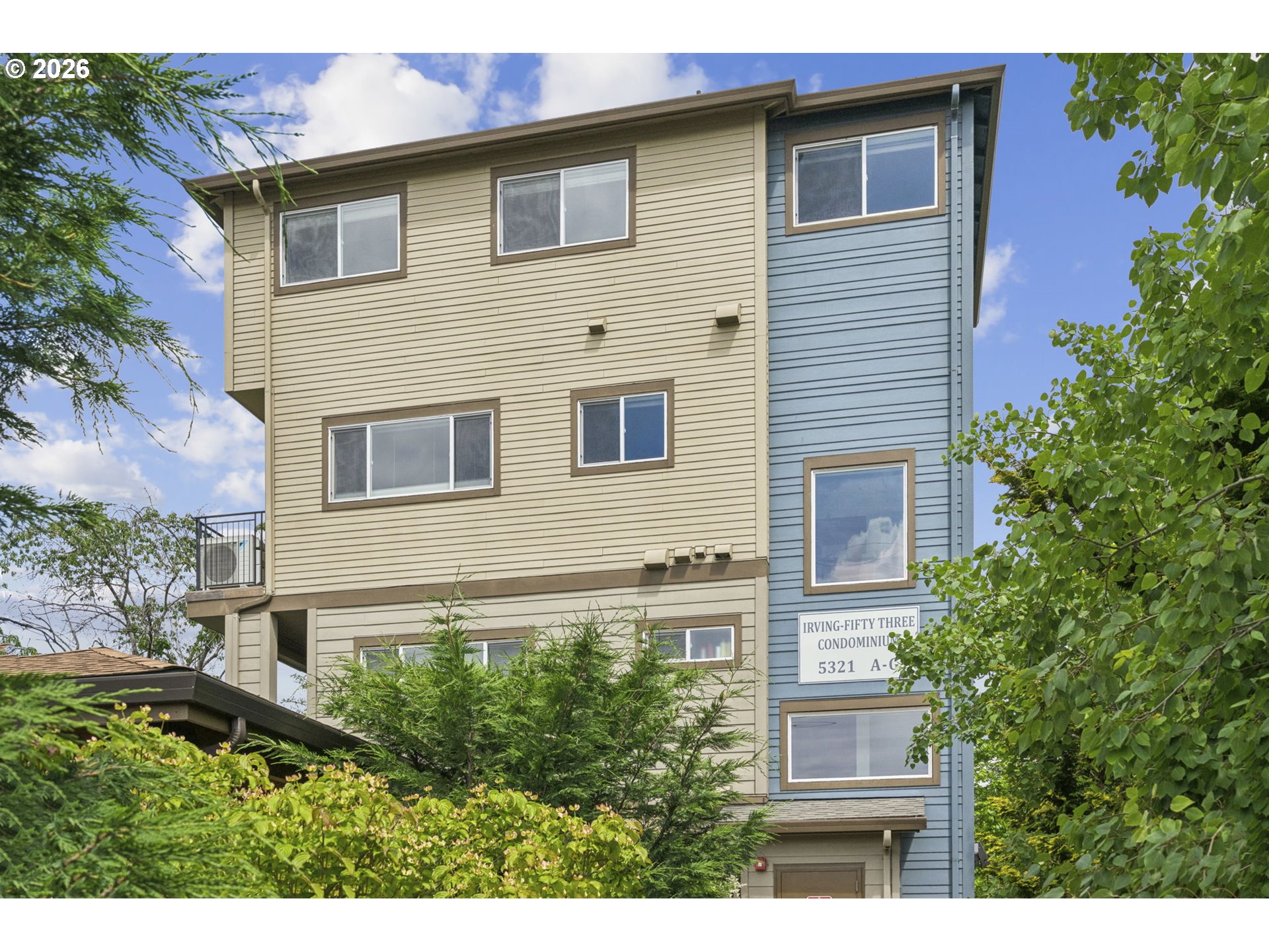 Photo #2: 709543562 Listing: Photo #2