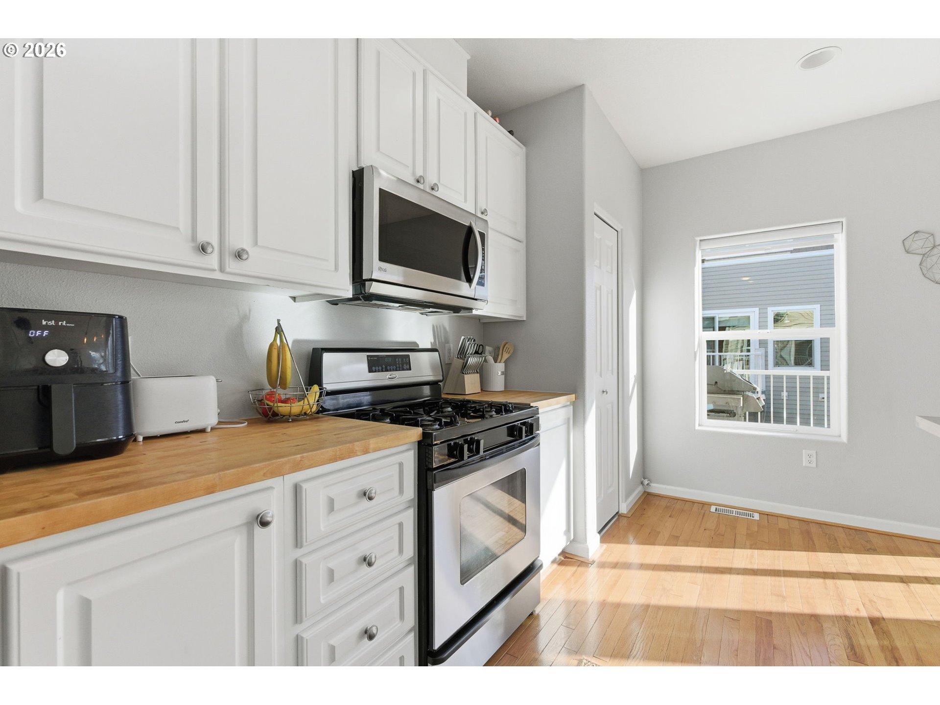 Photo #10: 709655056 Listing: Photo #10