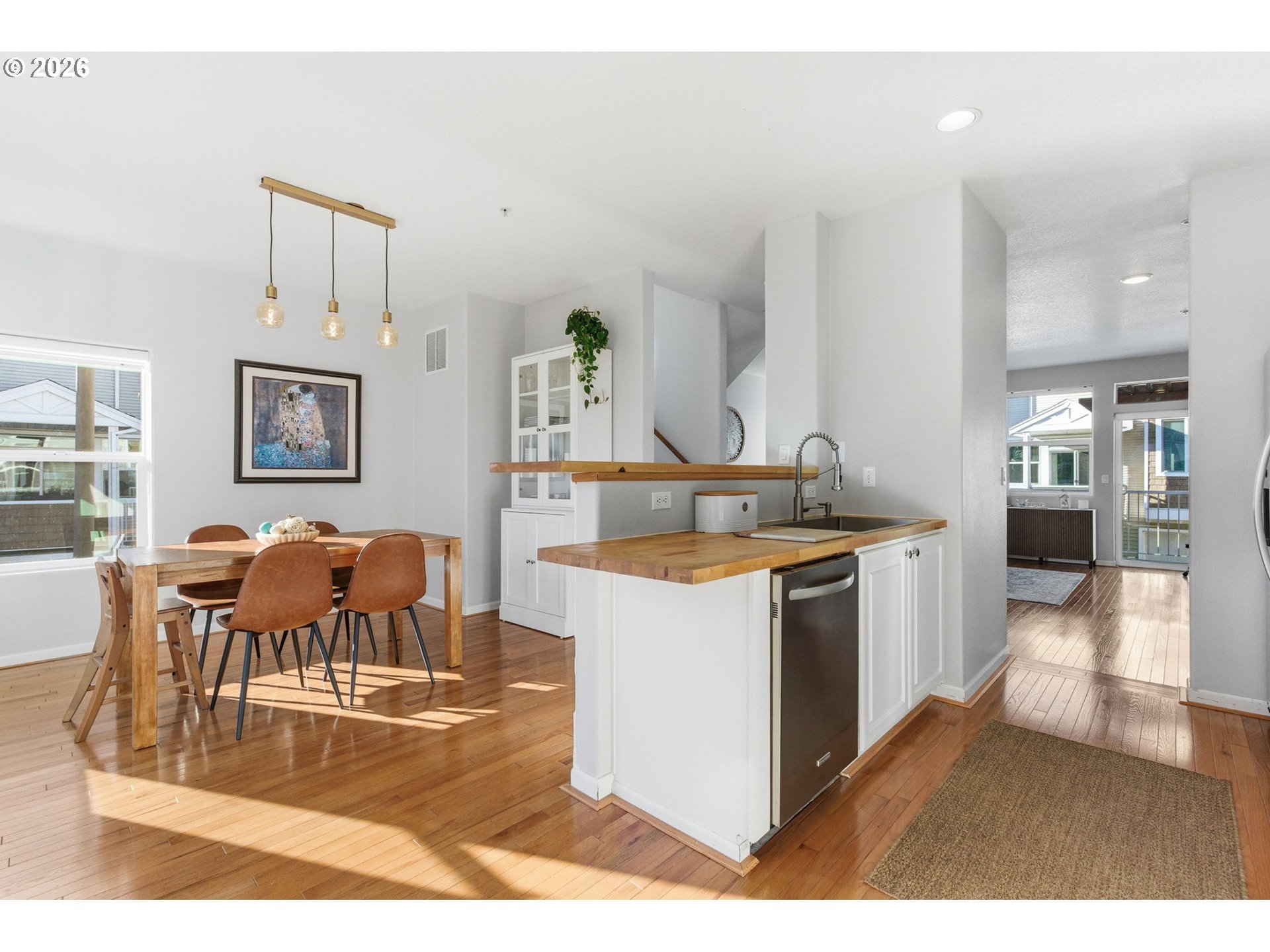 Photo #12: 709655056 Listing: Photo #12