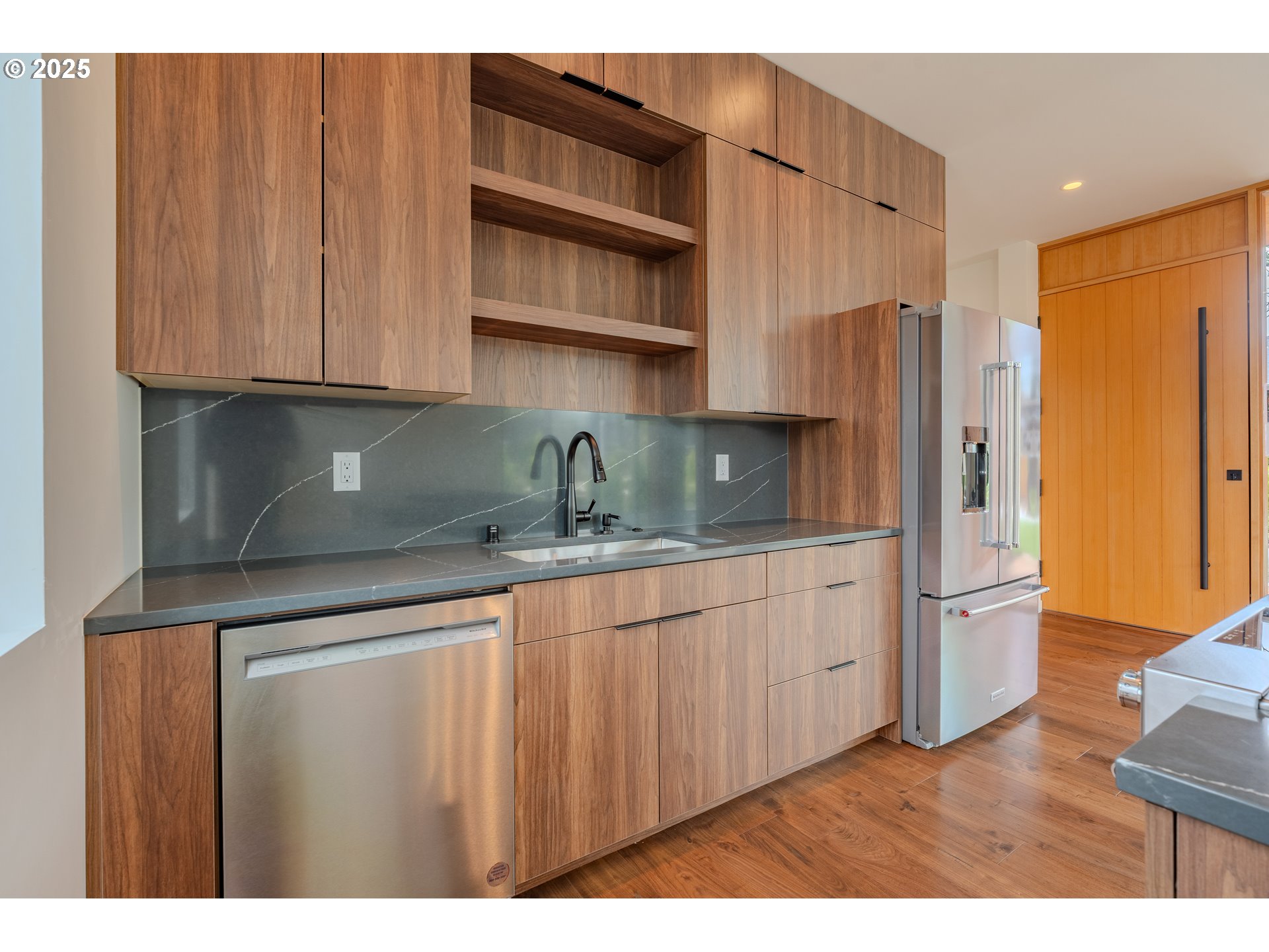 Photo #9: 710603924 Listing: Photo #9