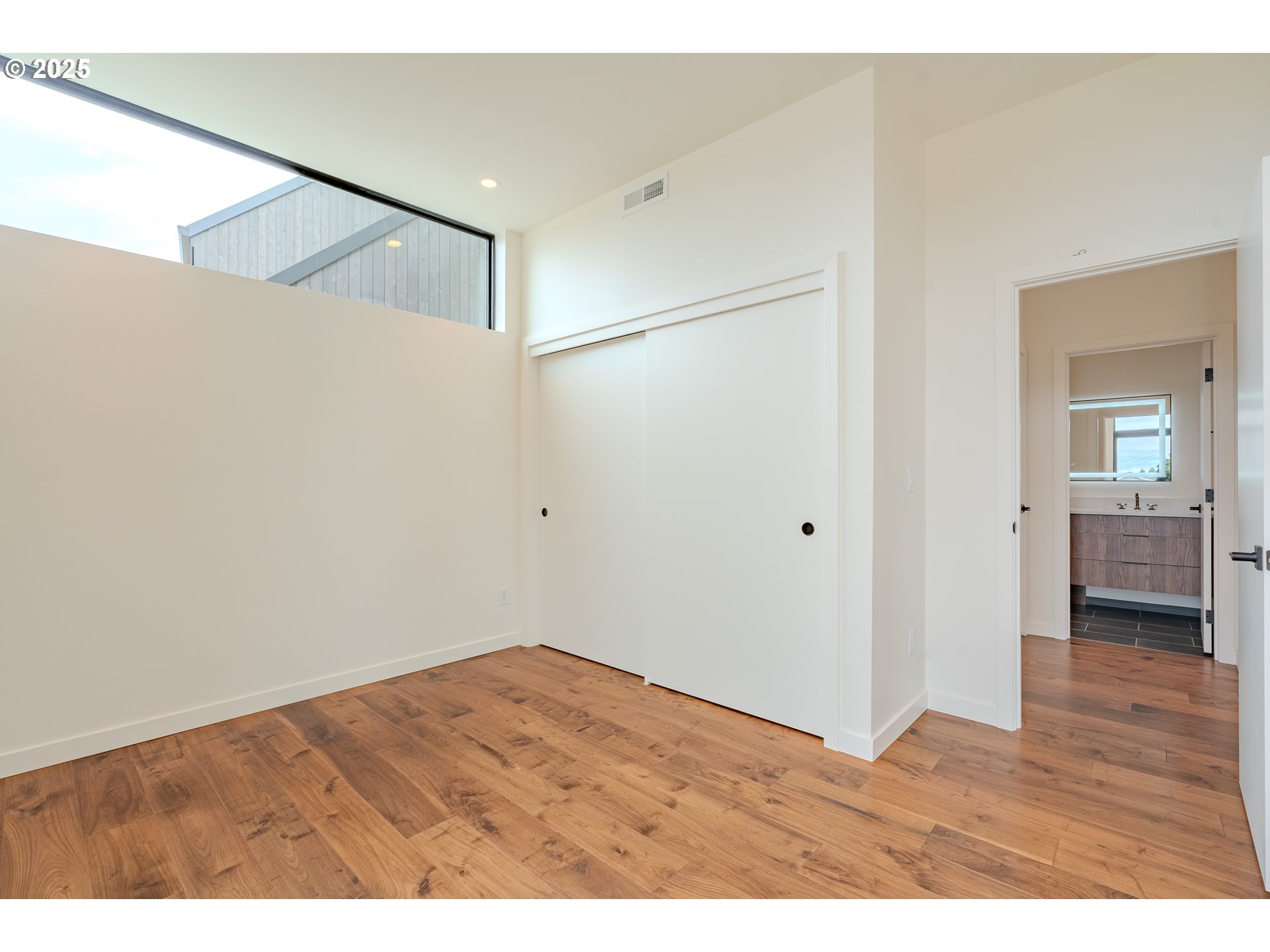 Photo #11: 710603924 Listing: Photo #11