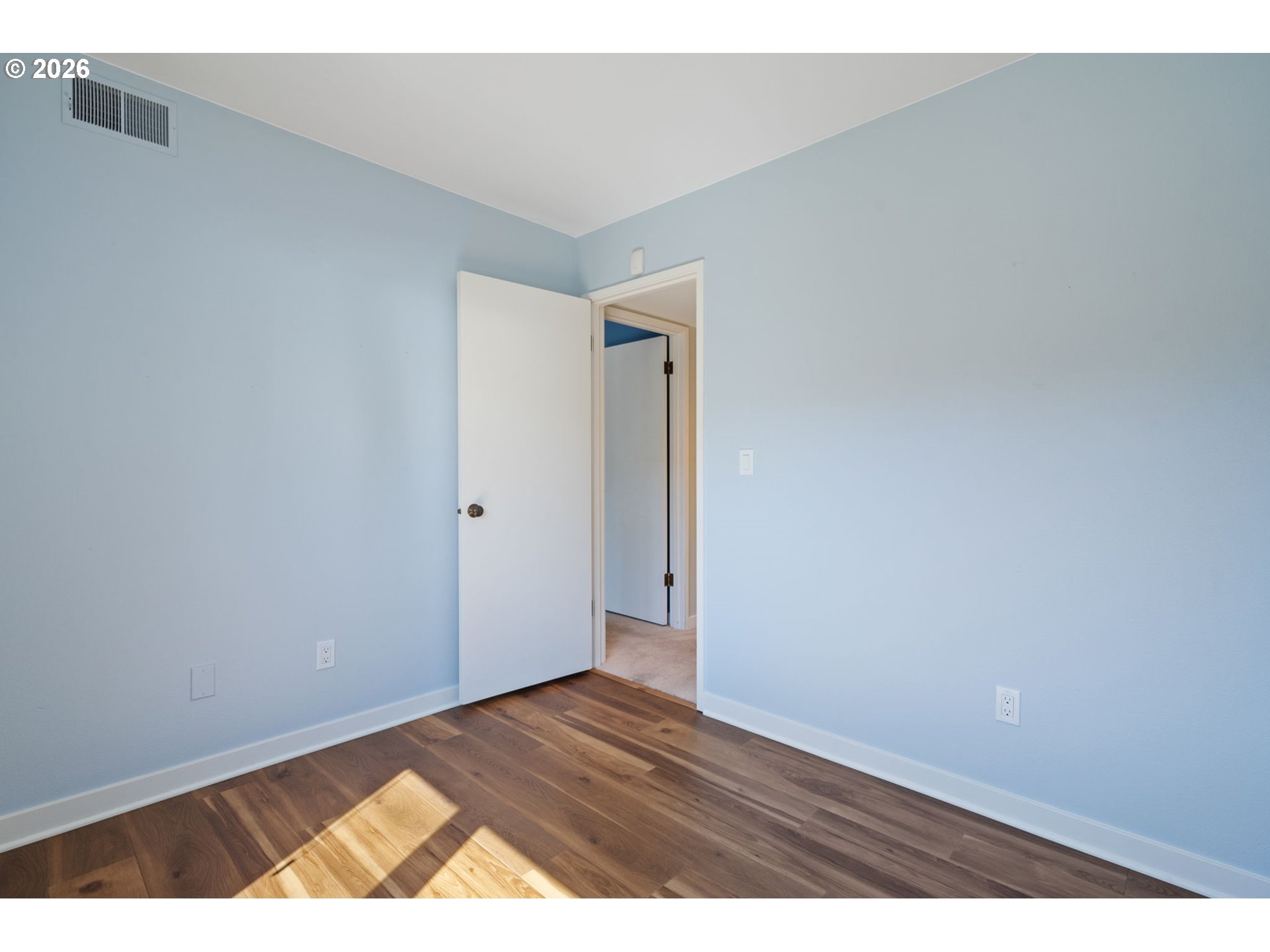 Photo #27: 710630012 Listing: Photo #27
