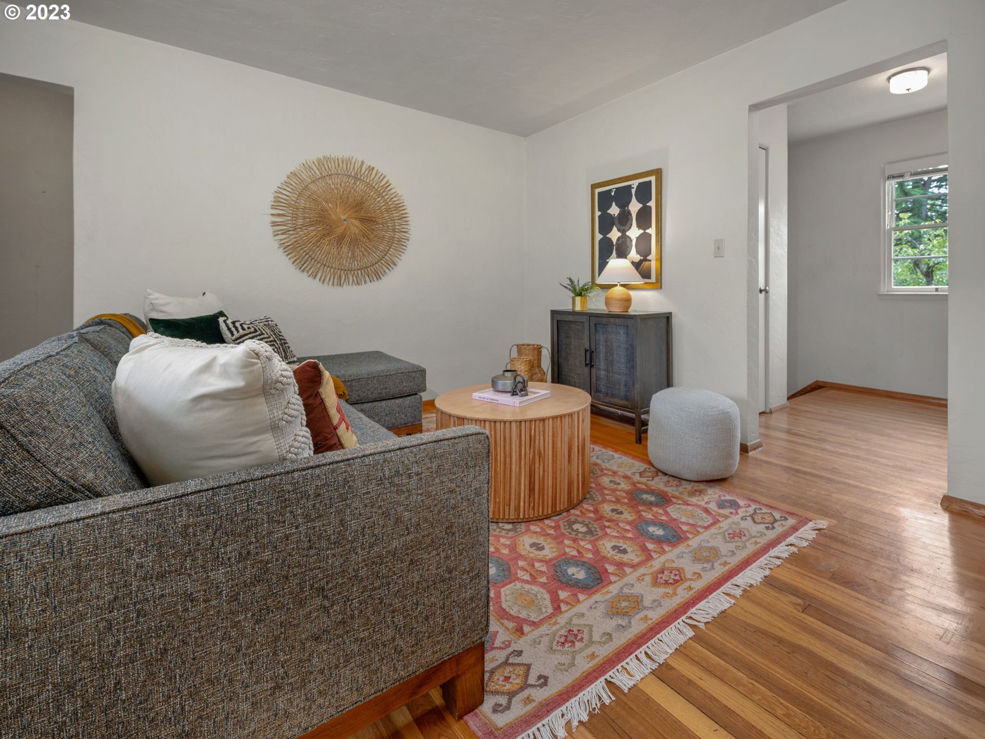 Photo #4: 710759341 Listing: Photo #4