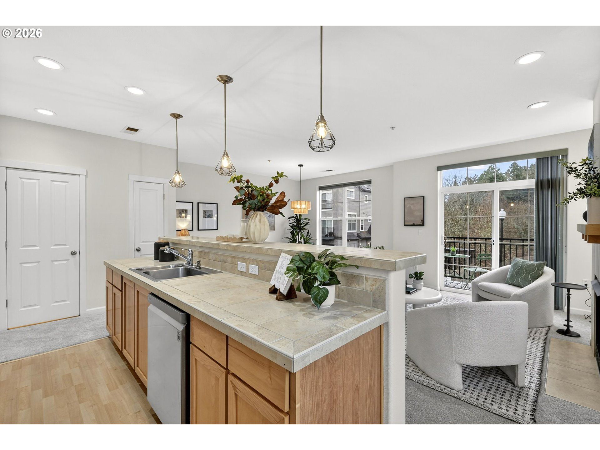 Photo #12: 710989275 Listing: Photo #12