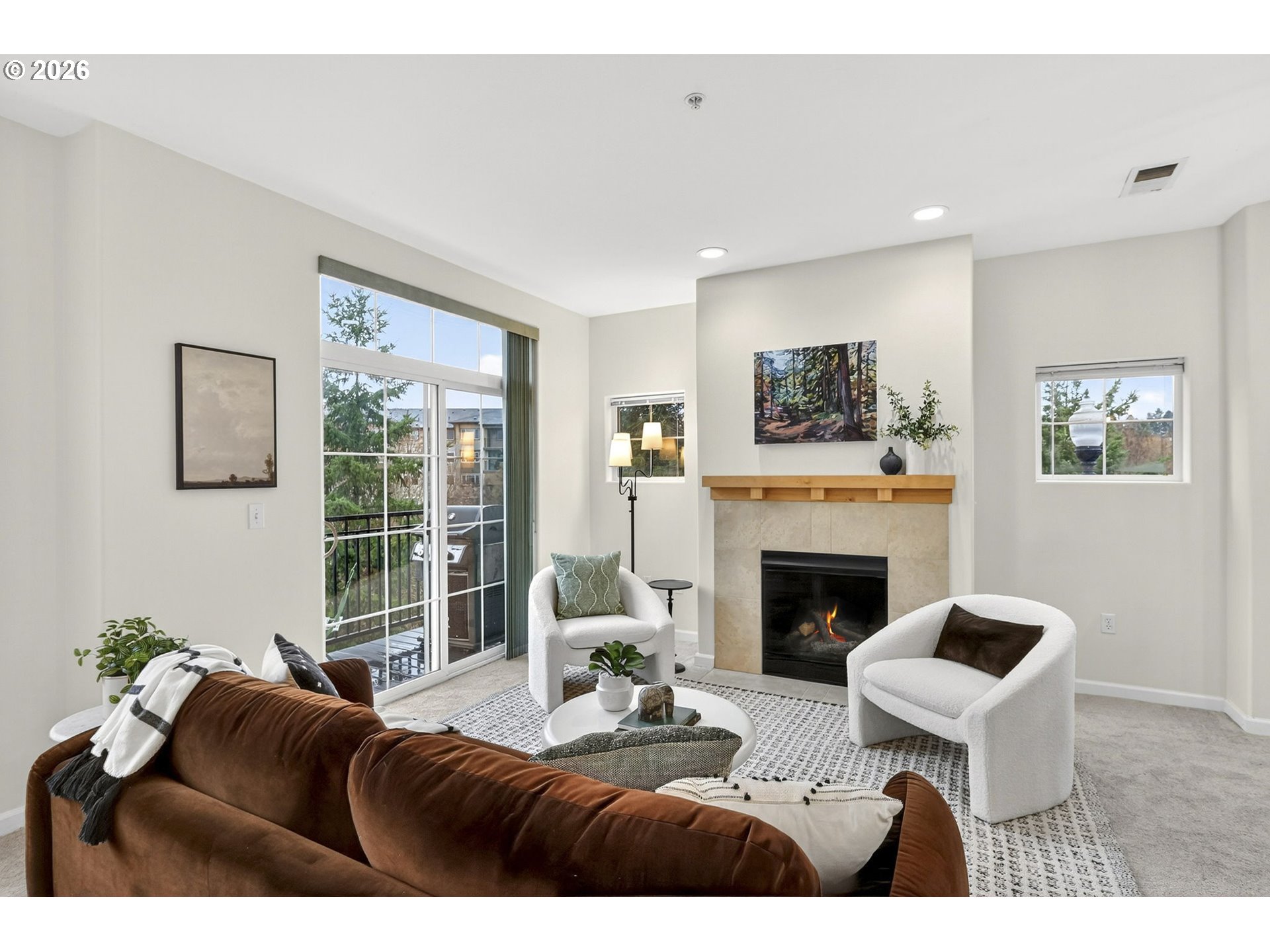 Photo #3: 710989275 Listing: Photo #3