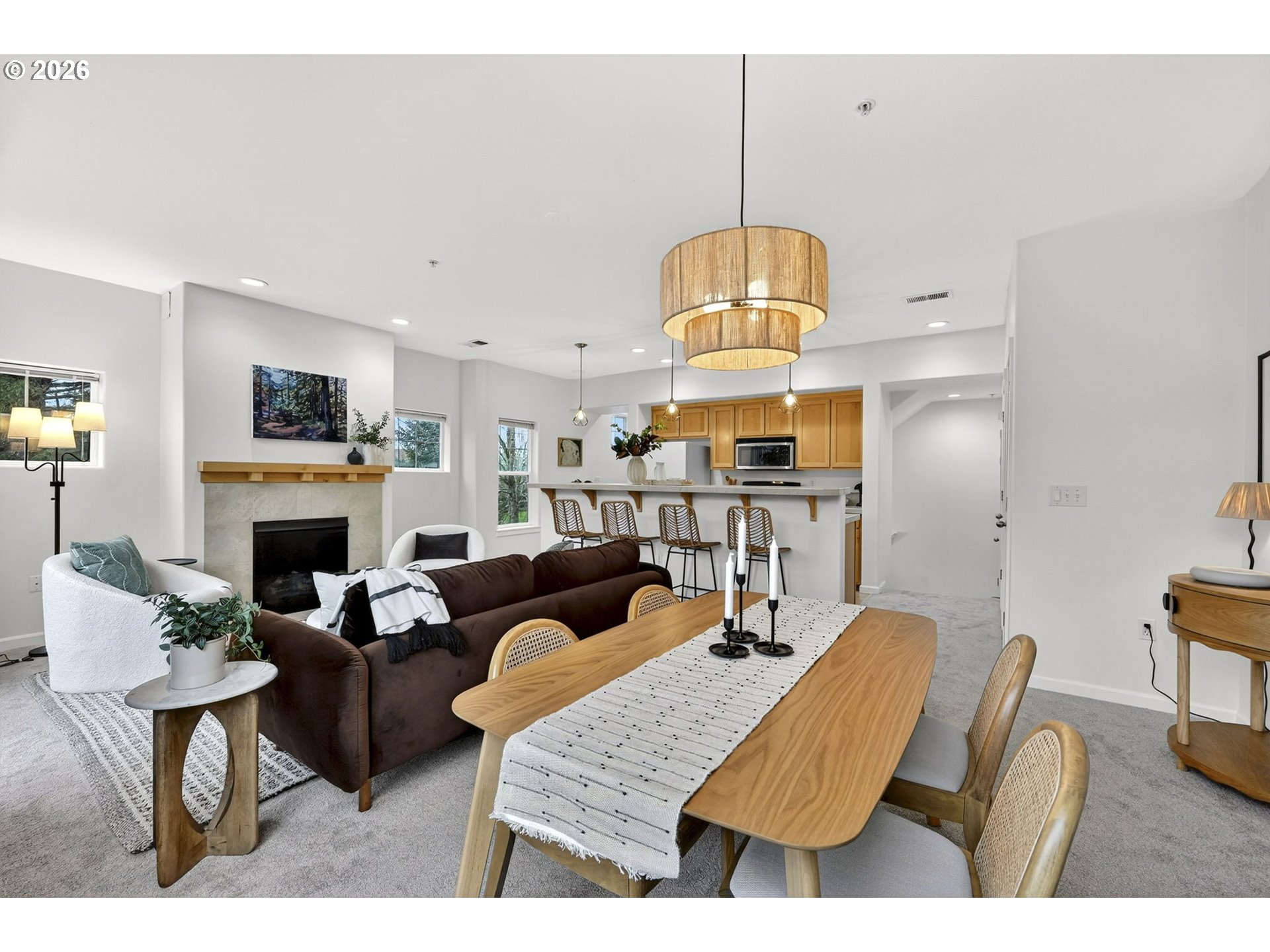 Photo #8: 710989275 Listing: Photo #8