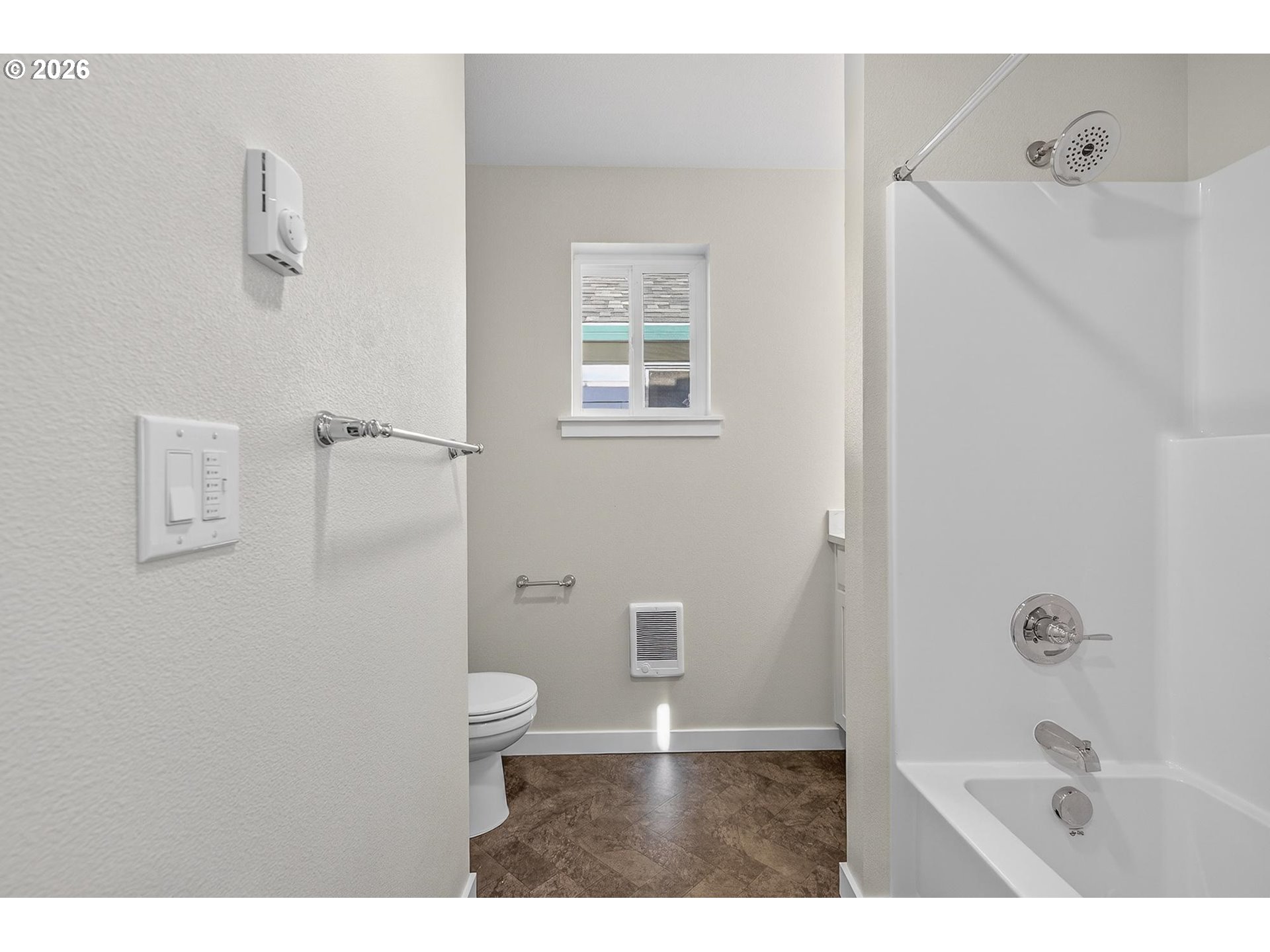 Photo #17: 711250151 Listing: Photo #17