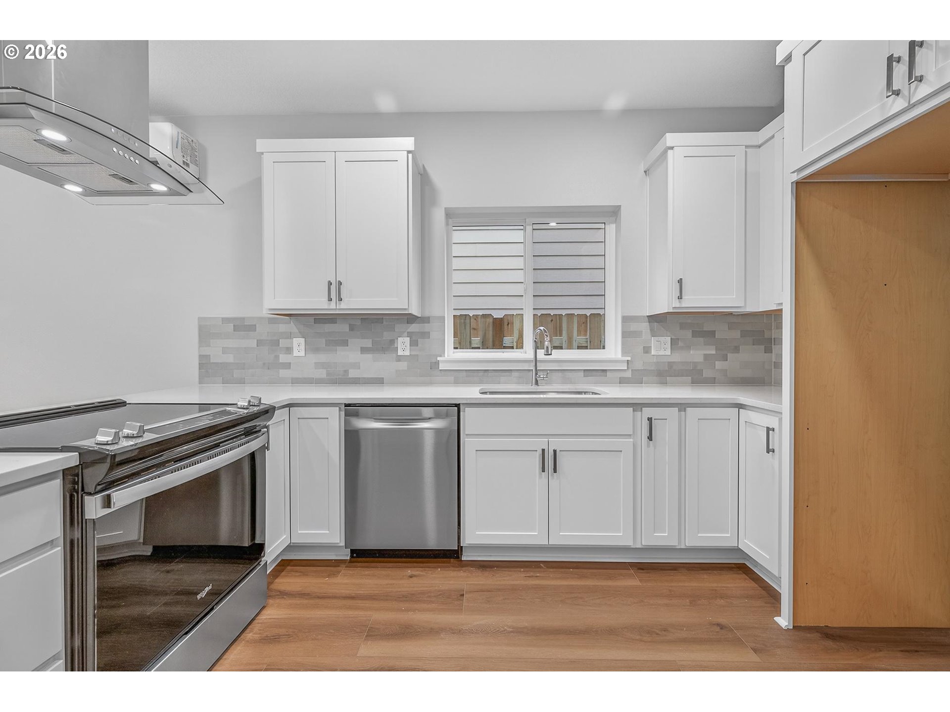 Photo #7: 711250151 Listing: Photo #7