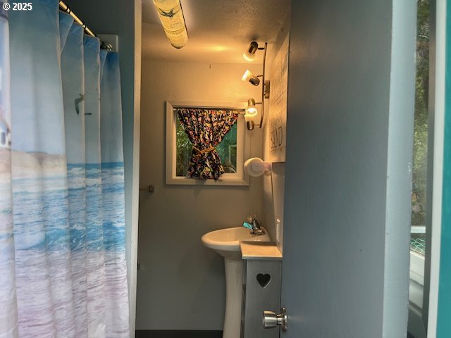 1600 RHODODENDRON DR UNIT 41, Florence, OR, 97439