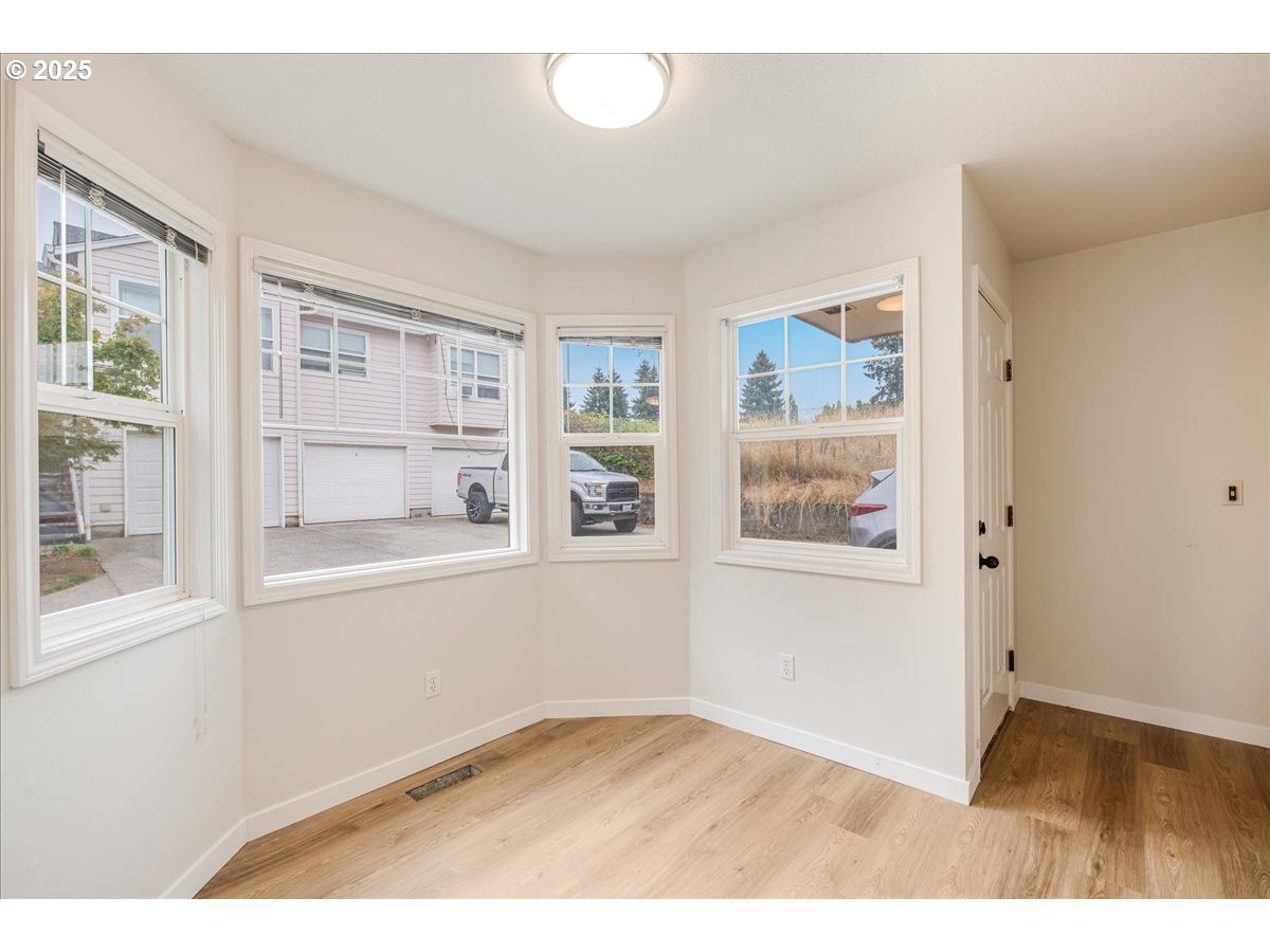 Photo #16: 712292222 Listing: Photo #16
