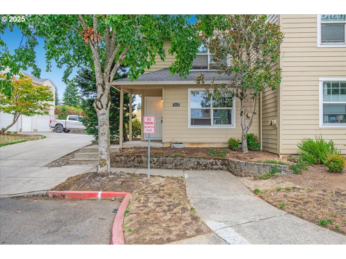 Photo #2: 712292222 Listing 