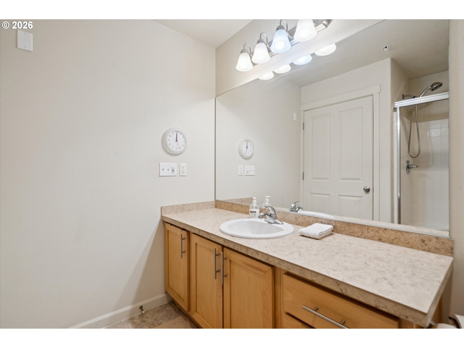 Photo #22: 712316217 Listing: Photo #22