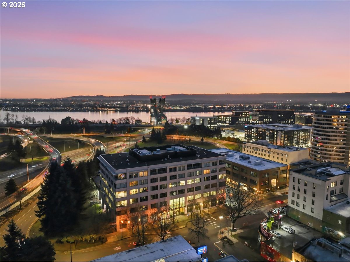 Photo #1: 712327592 Listing: Photo #1