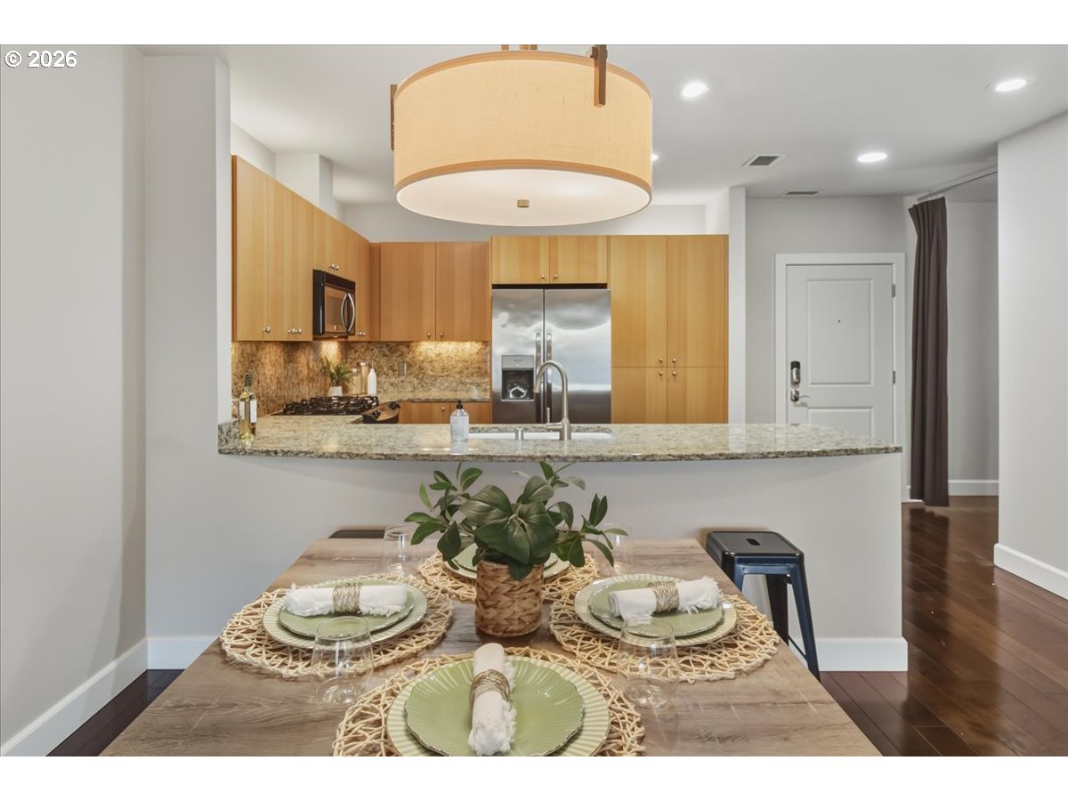 Photo #16: 712327592 Listing: Photo #16