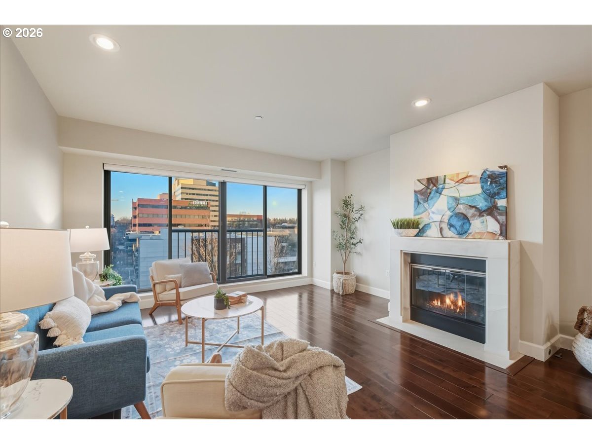 Photo #7: 712327592 Listing: Photo #7