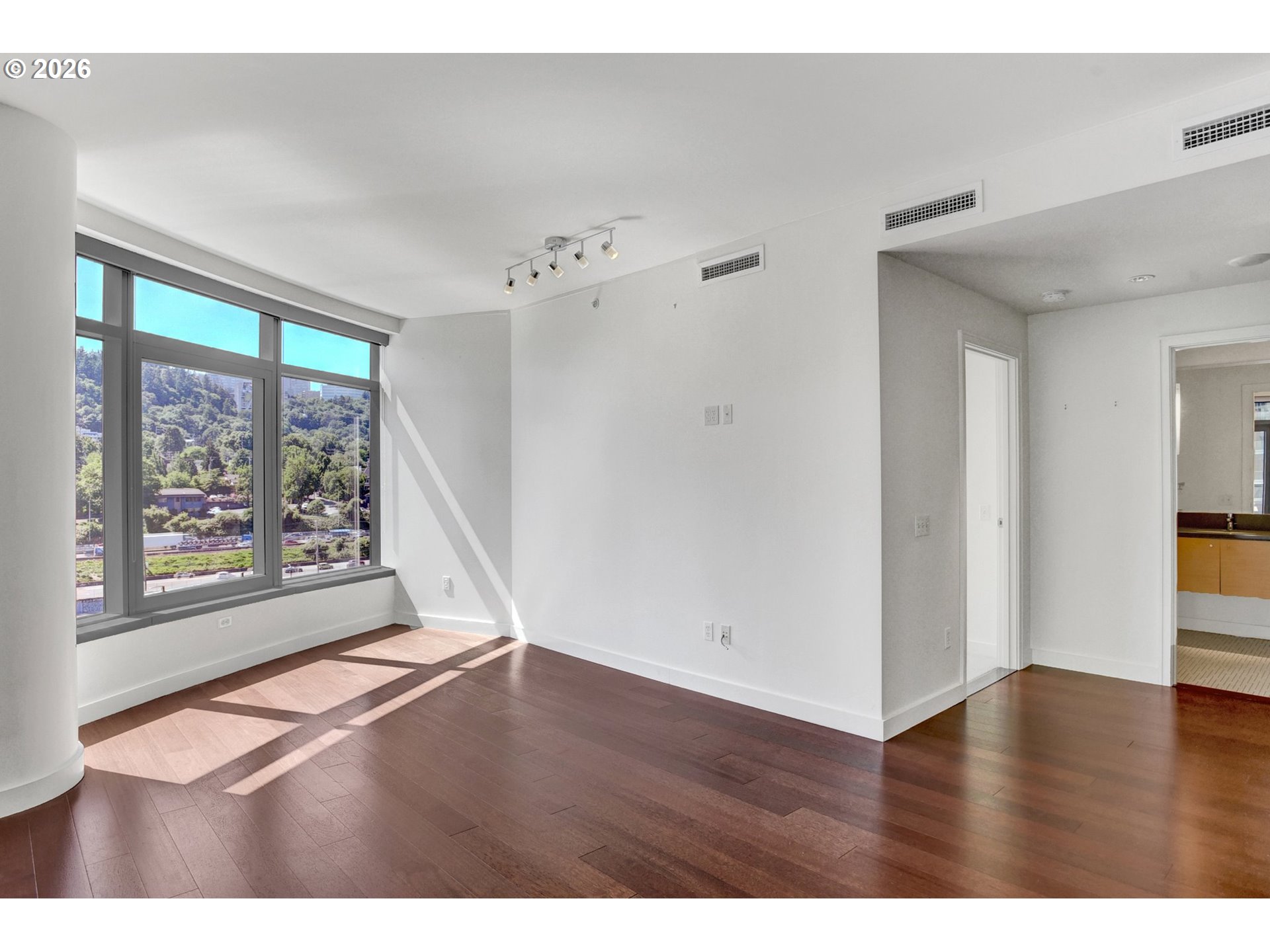 Photo #13: 712823576 Listing: Photo #13