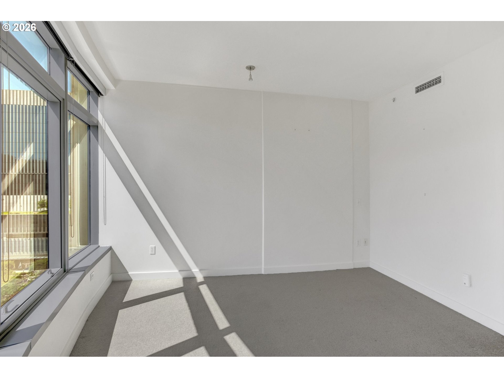 Photo #22: 712823576 Listing: Photo #22