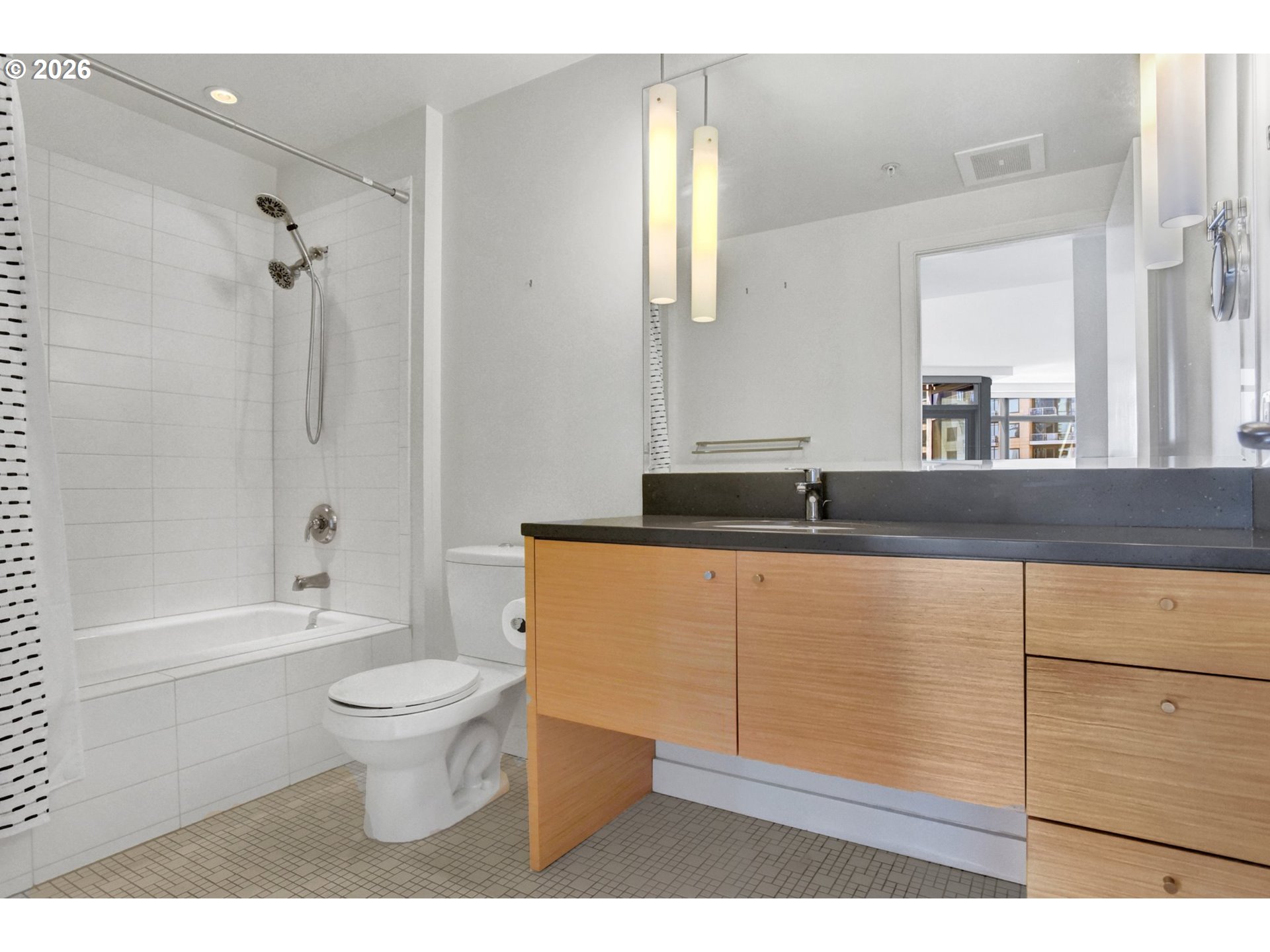 Photo #23: 712823576 Listing: Photo #23