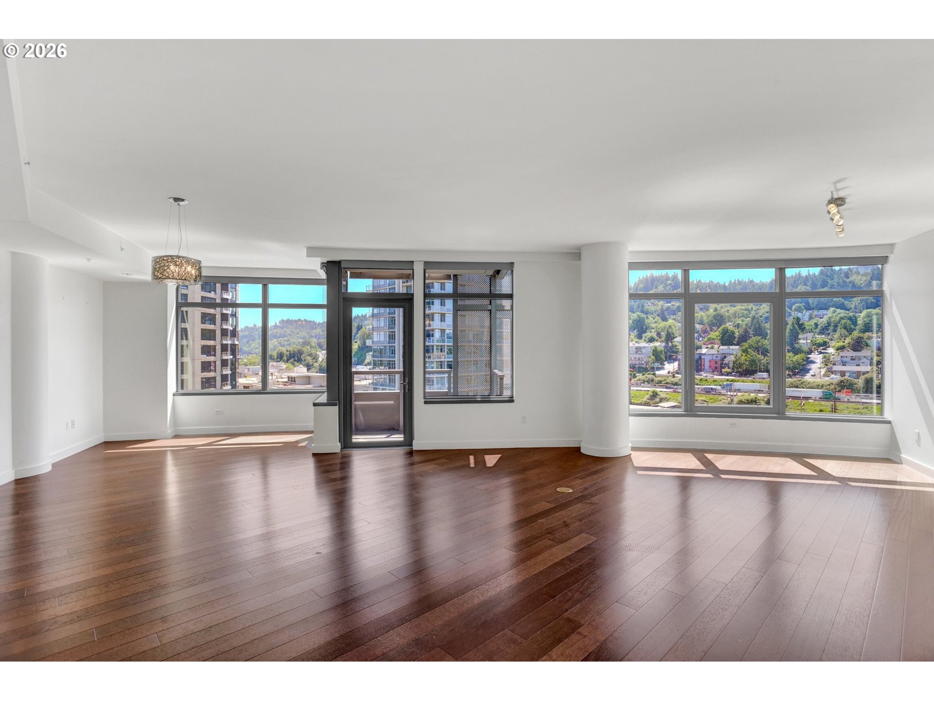 Photo #6: 712823576 Listing: Photo #6