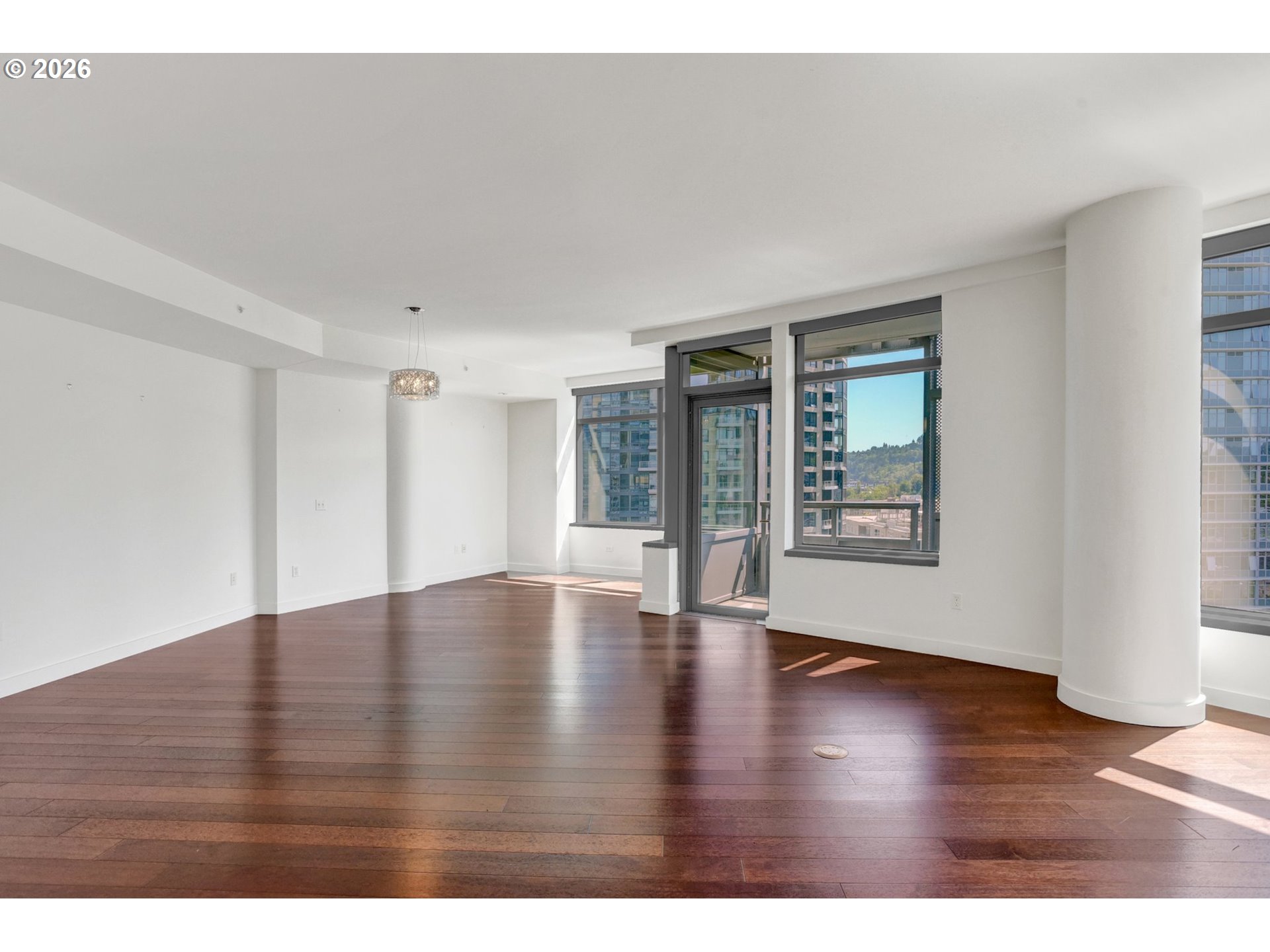 Photo #8: 712823576 Listing: Photo #8