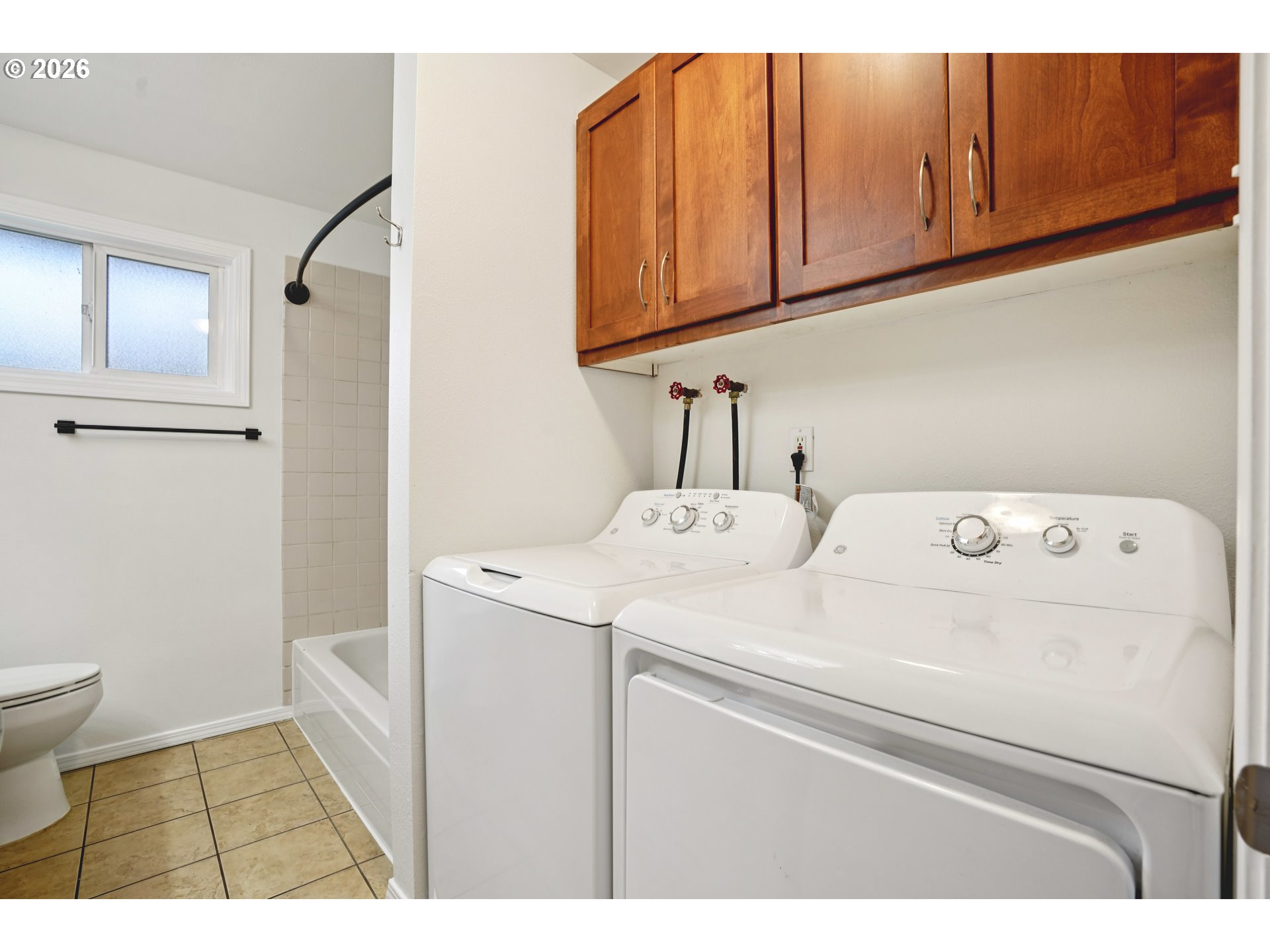 Photo #3: 712975088 Listing: Photo #3