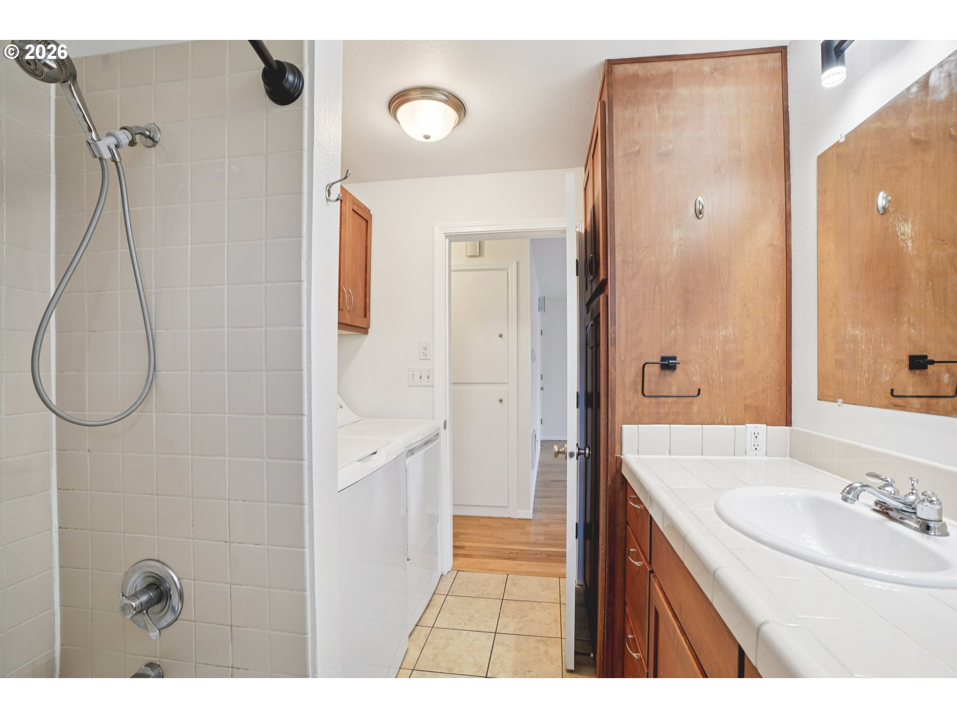 Photo #10: 712975088 Listing: Photo #10