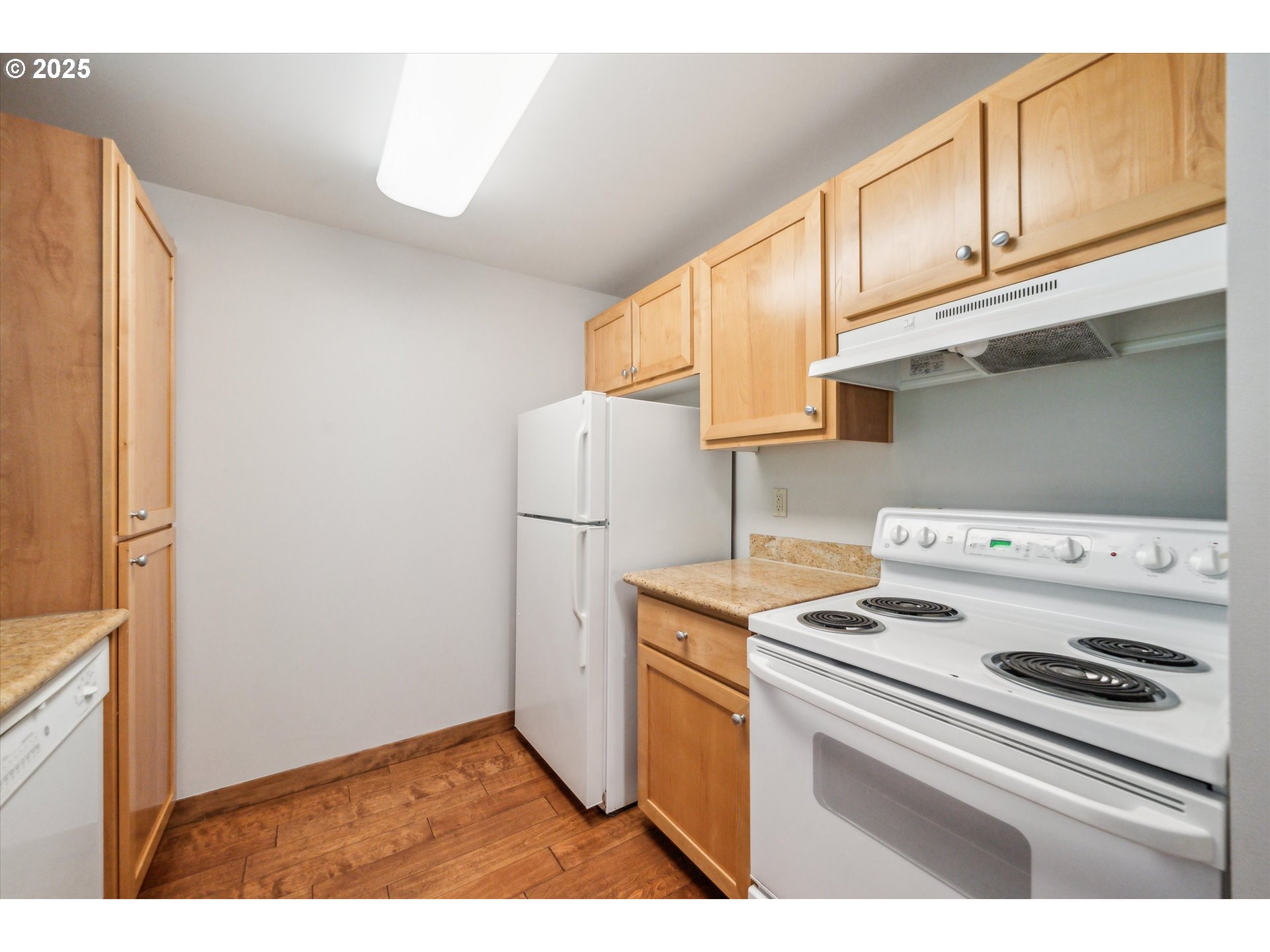 Photo #11: 713073076 Listing: Photo #11