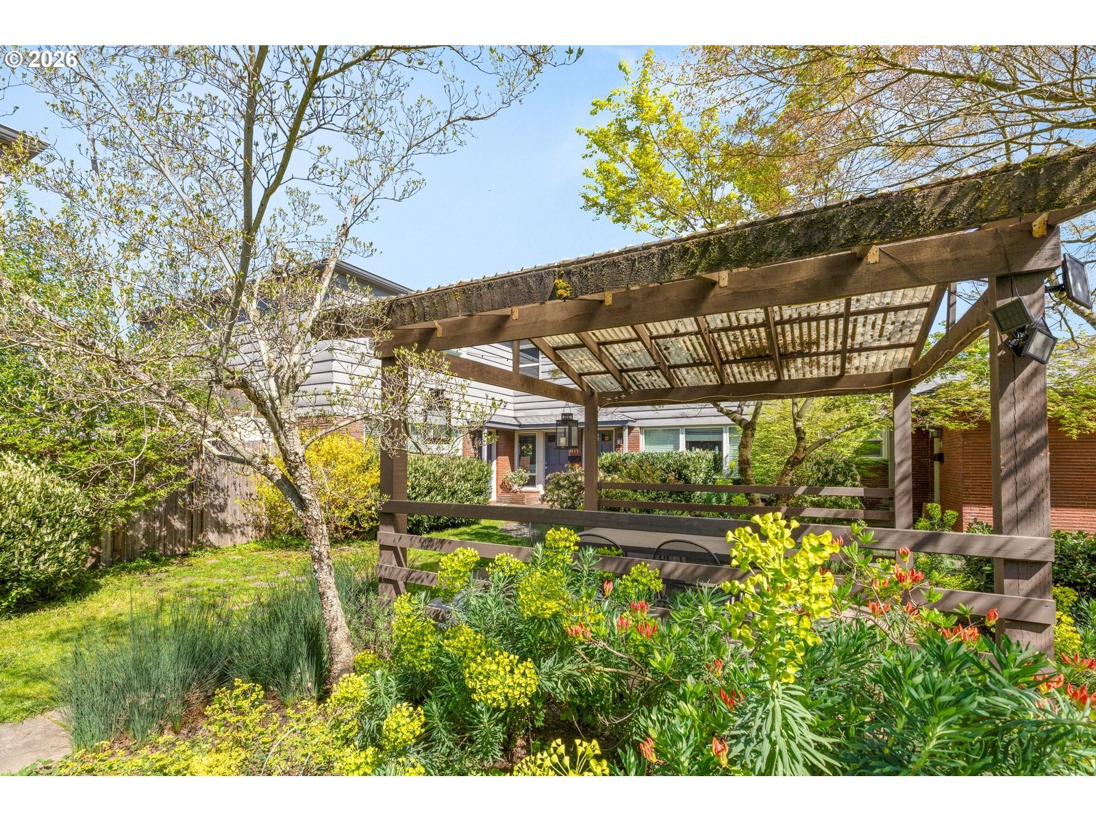 Photo #2: 713088484 Listing: Photo #2