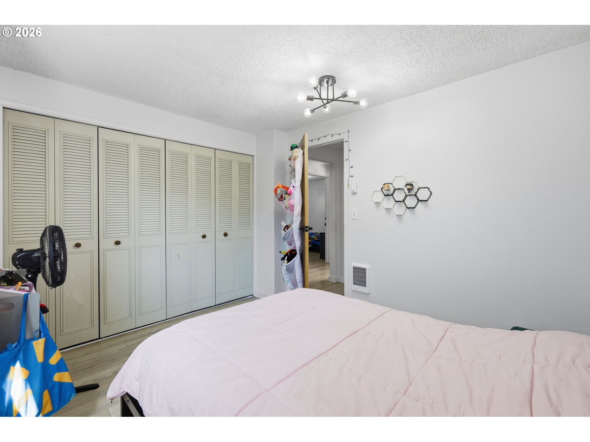 Property photo 32 of 48