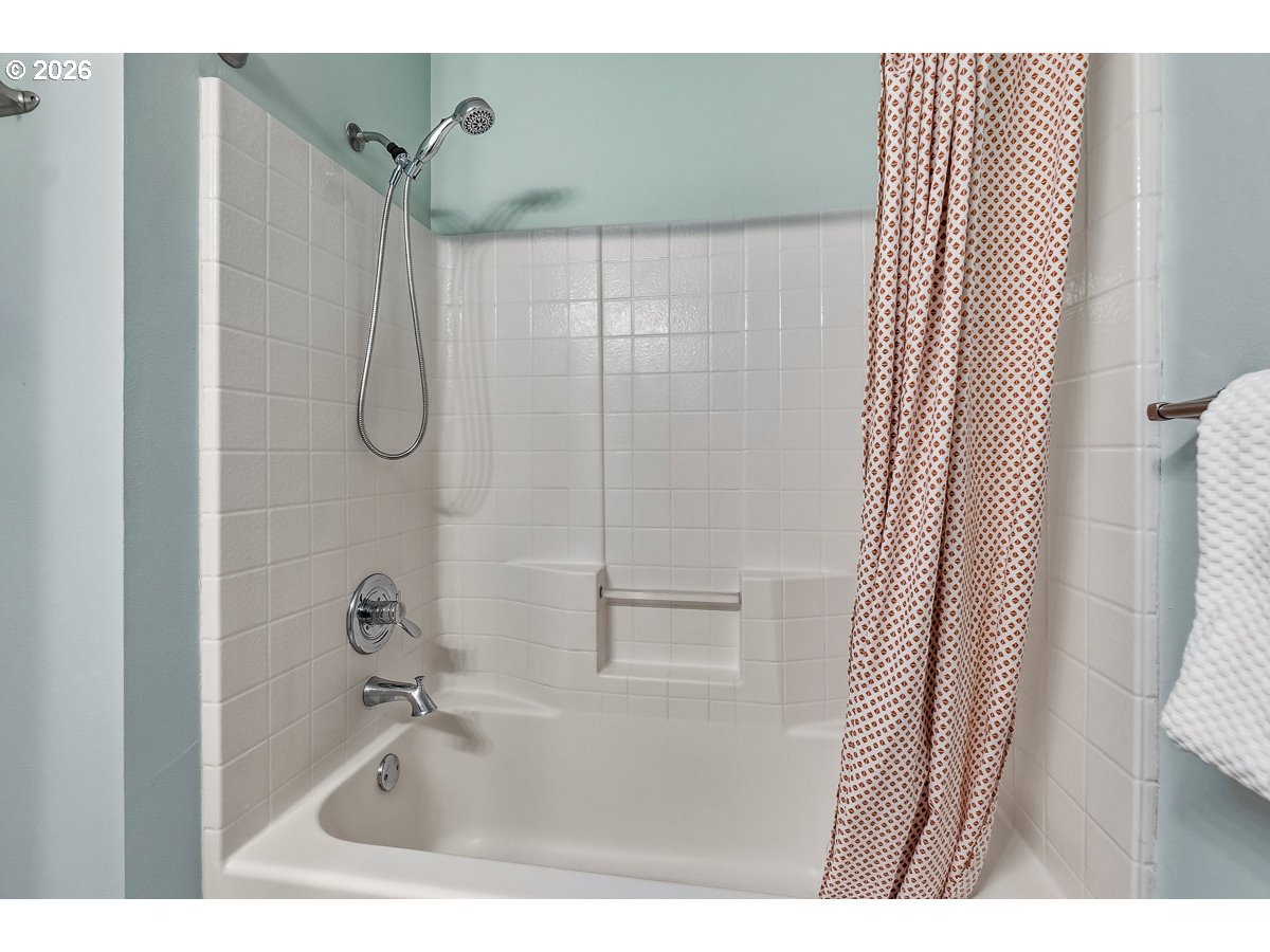 Photo #17: 714023686 Listing: Photo #17
