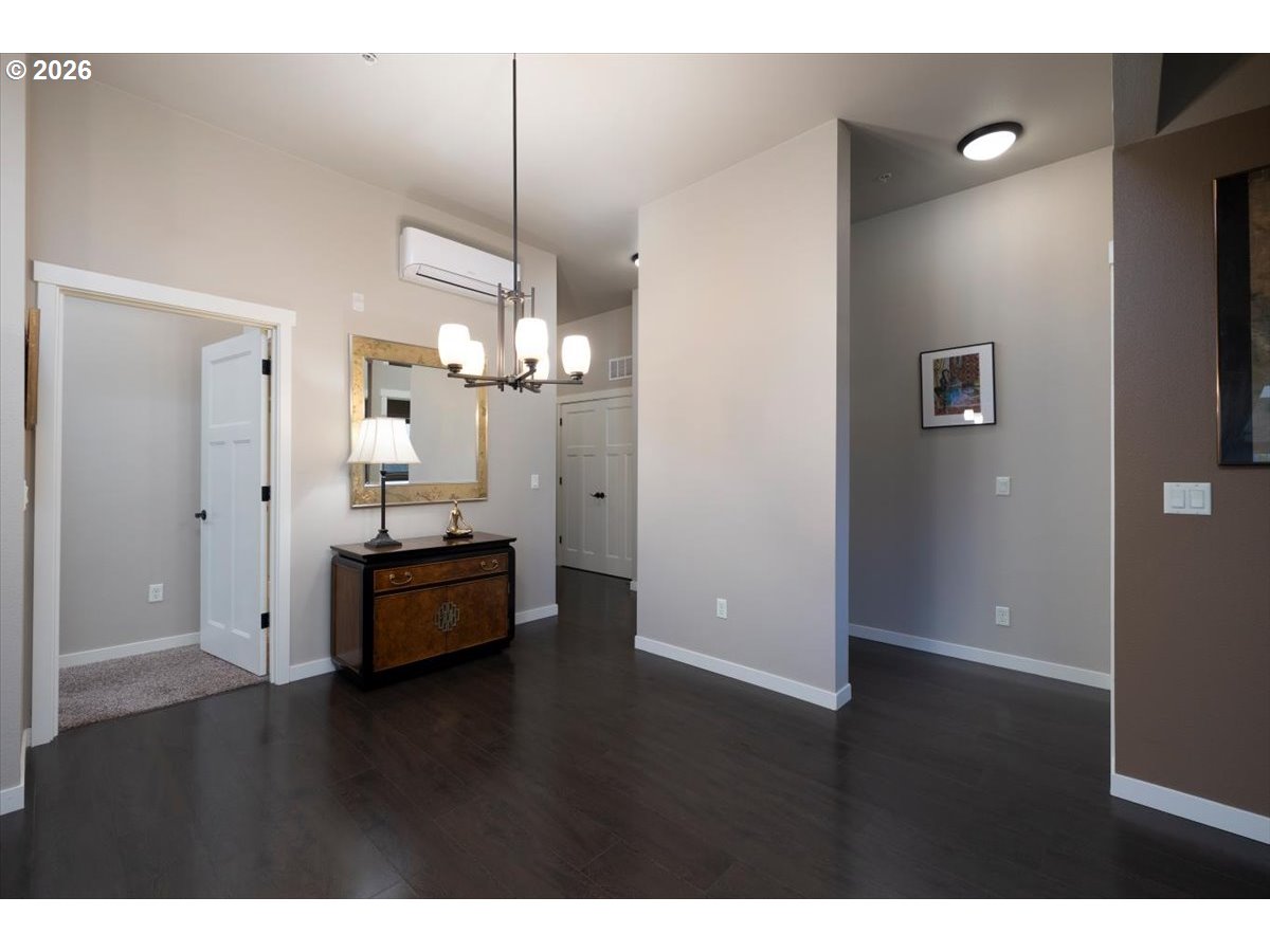 Photo #10: 714121798 Listing: Photo #10