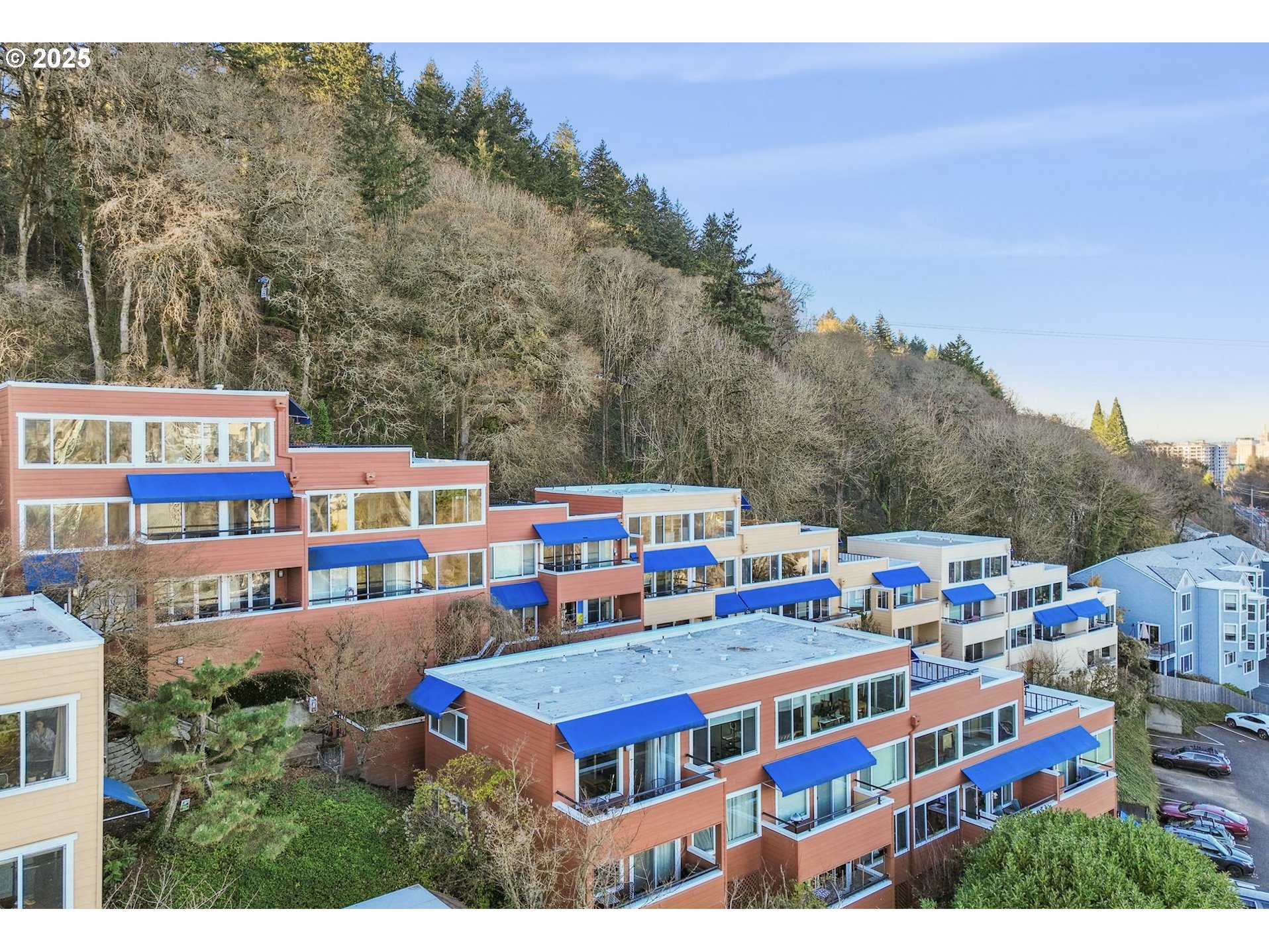 More Details about MLS # 714348890 : 3701 SW CONDOR AVE