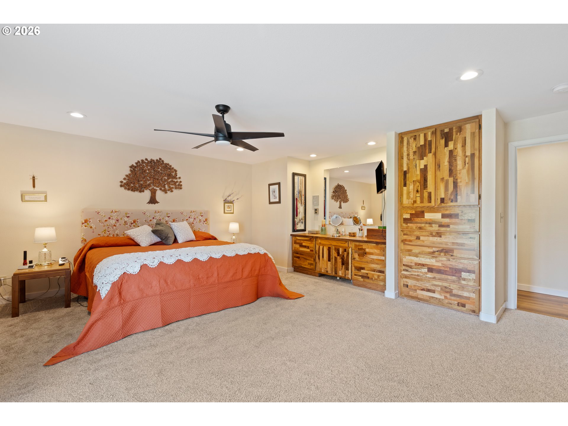 2164 SE DOUGLAS AVE, Roseburg, OR, 97470