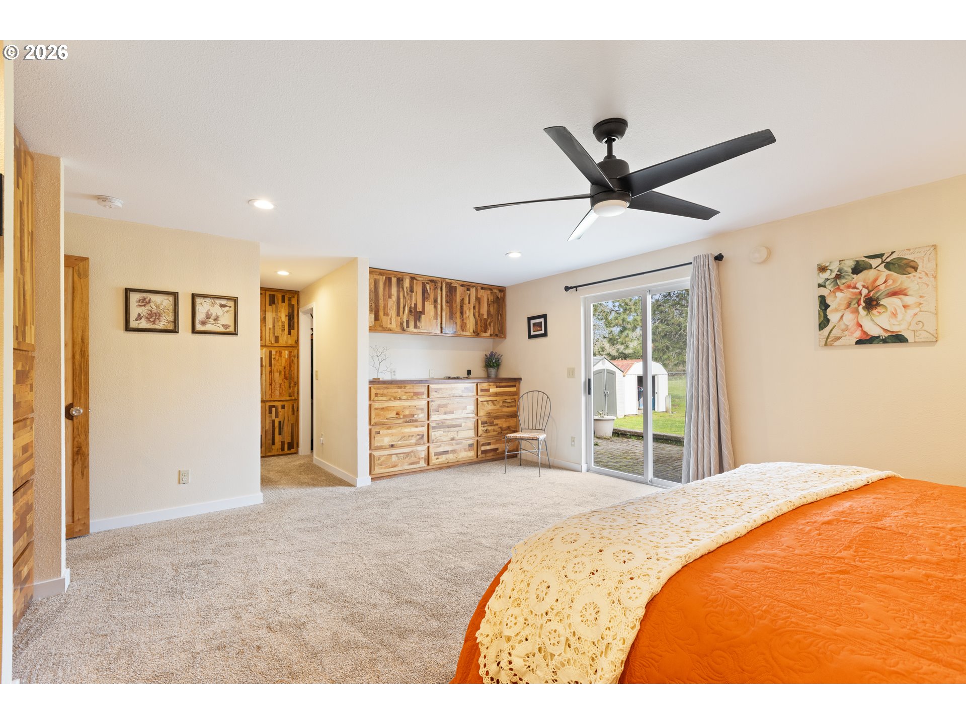 2164 SE DOUGLAS AVE, Roseburg, OR, 97470