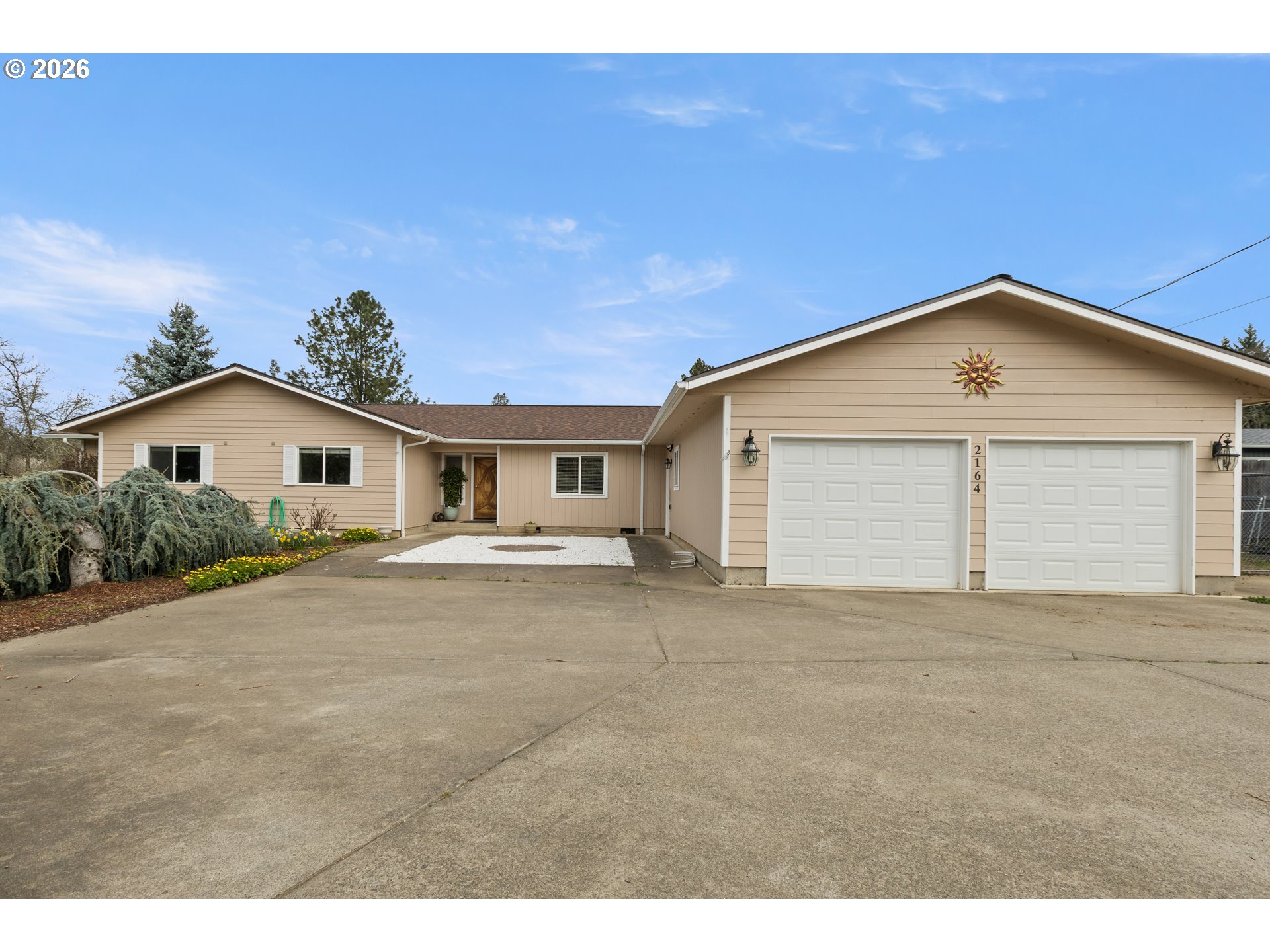 2164 SE DOUGLAS AVE, Roseburg, OR, 97470